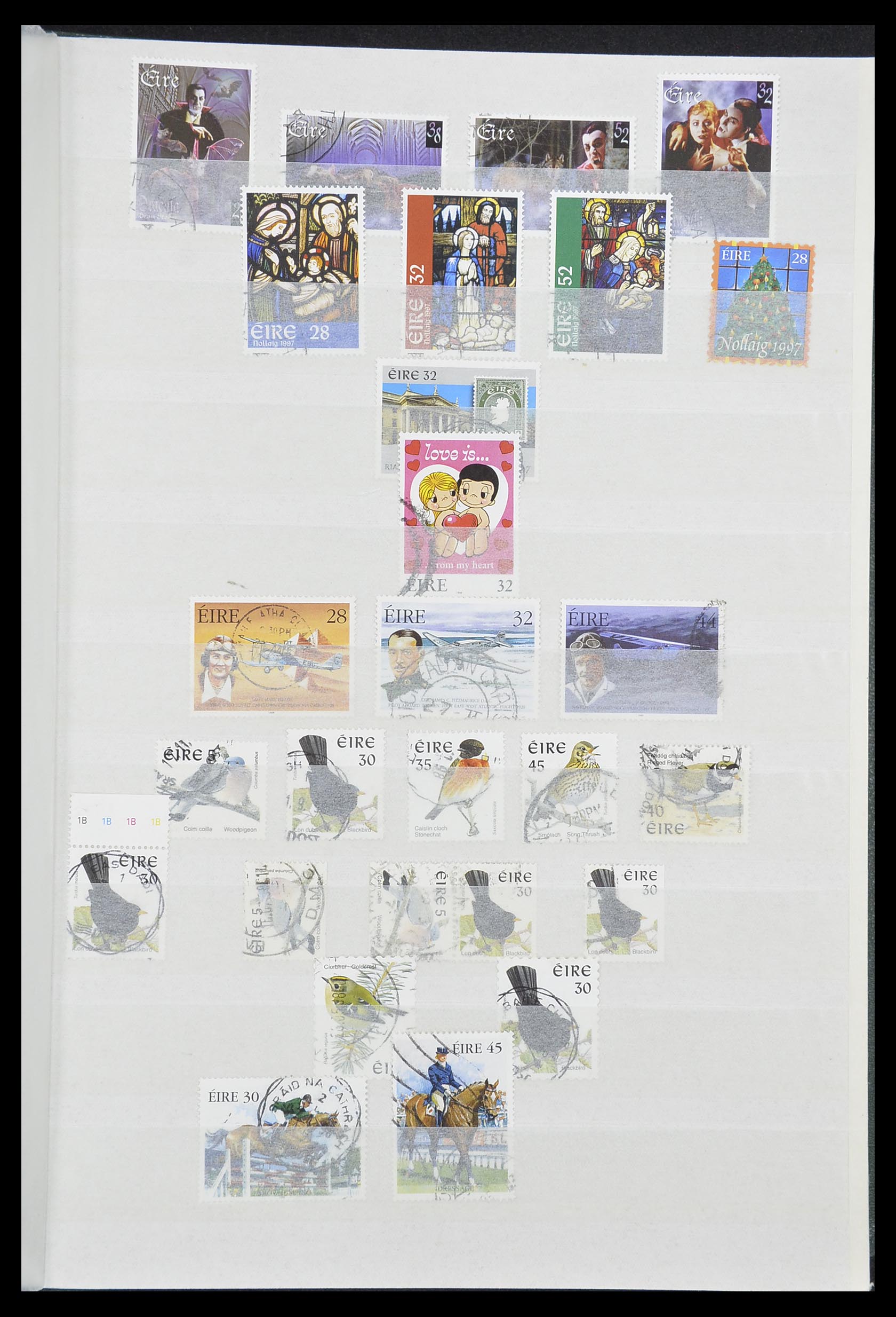 33228 054 - Postzegelverzameling 33228 Ierland 1922-2001.