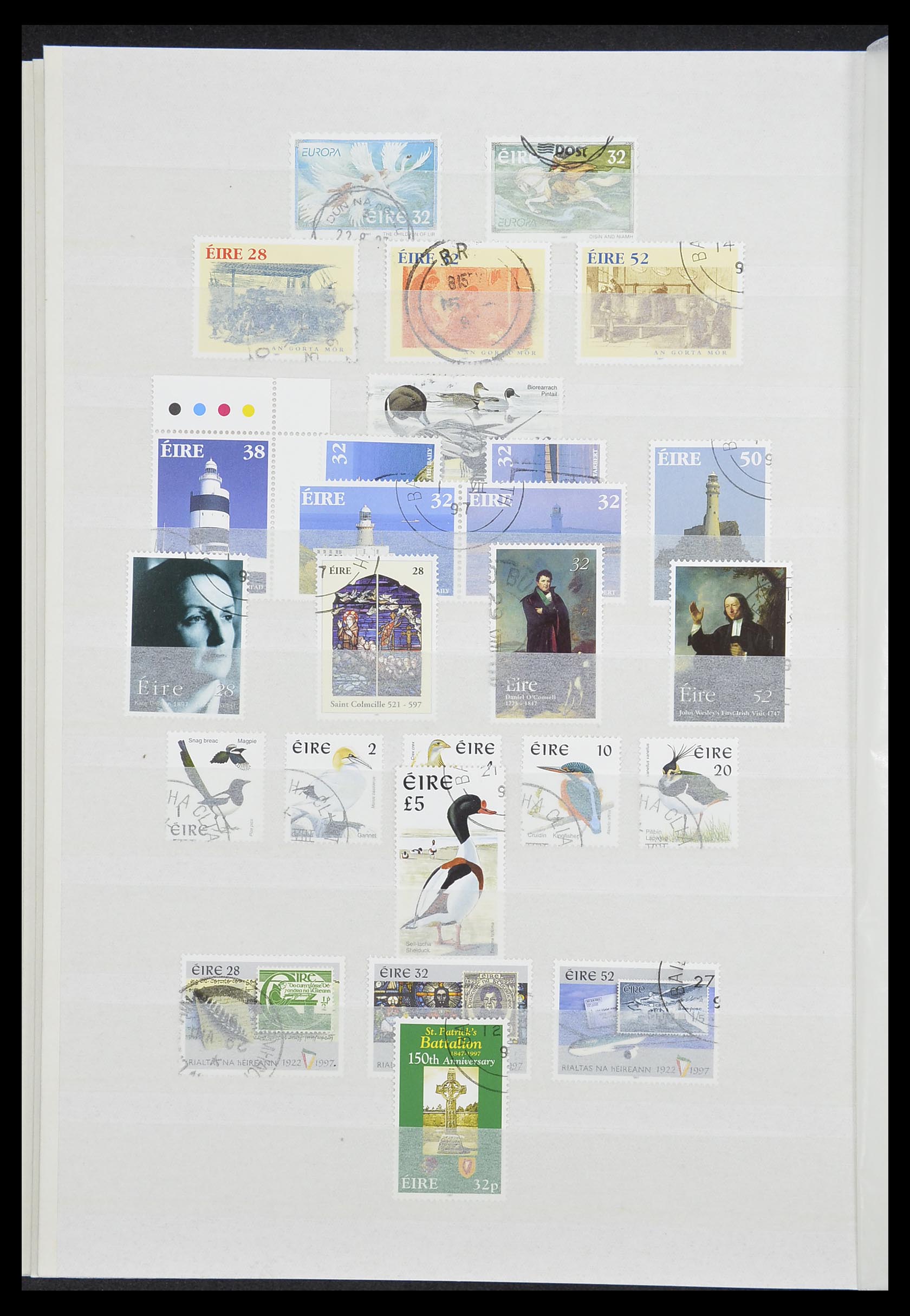 33228 055 - Postzegelverzameling 33228 Ierland 1922-2001.