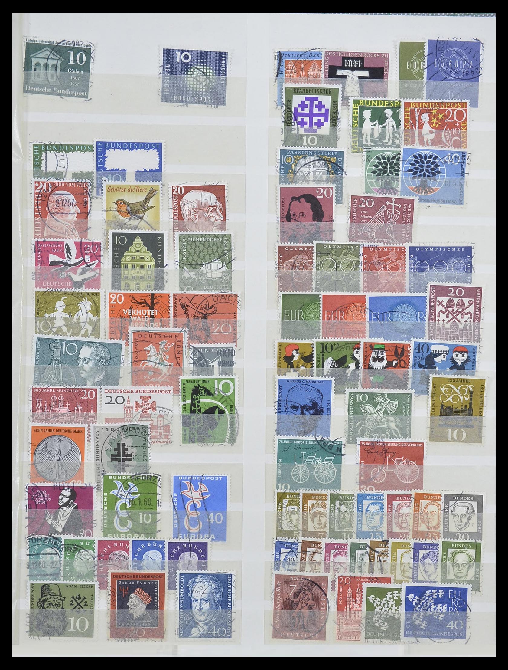 33276 040 - Postzegelverzameling 33276 Bundespost 1949-1995.