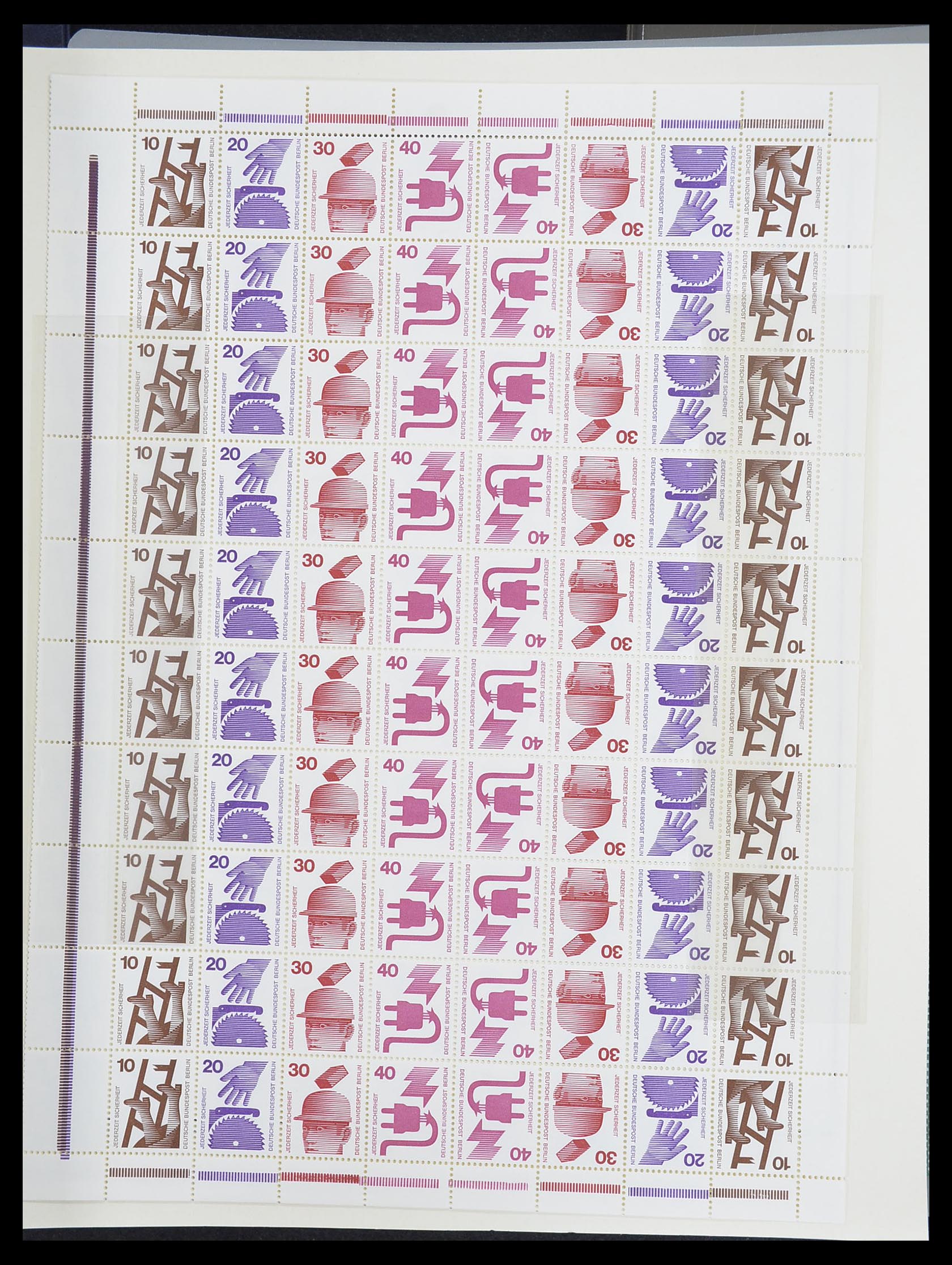 33276 080 - Stamp collection 33276 Bundespost 1949-1995.