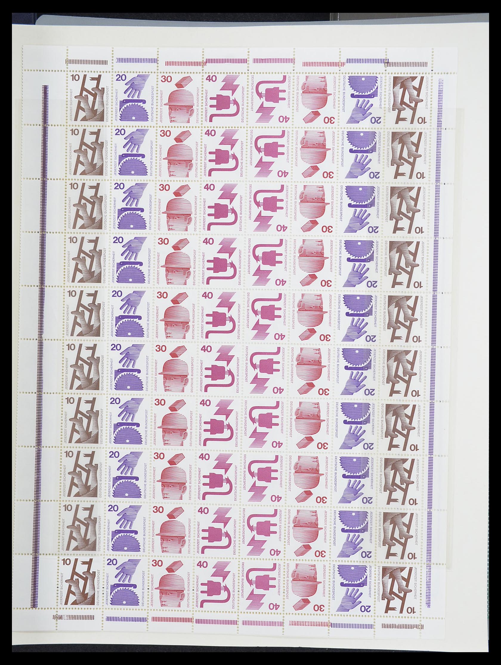 33276 081 - Postzegelverzameling 33276 Bundespost 1949-1995.