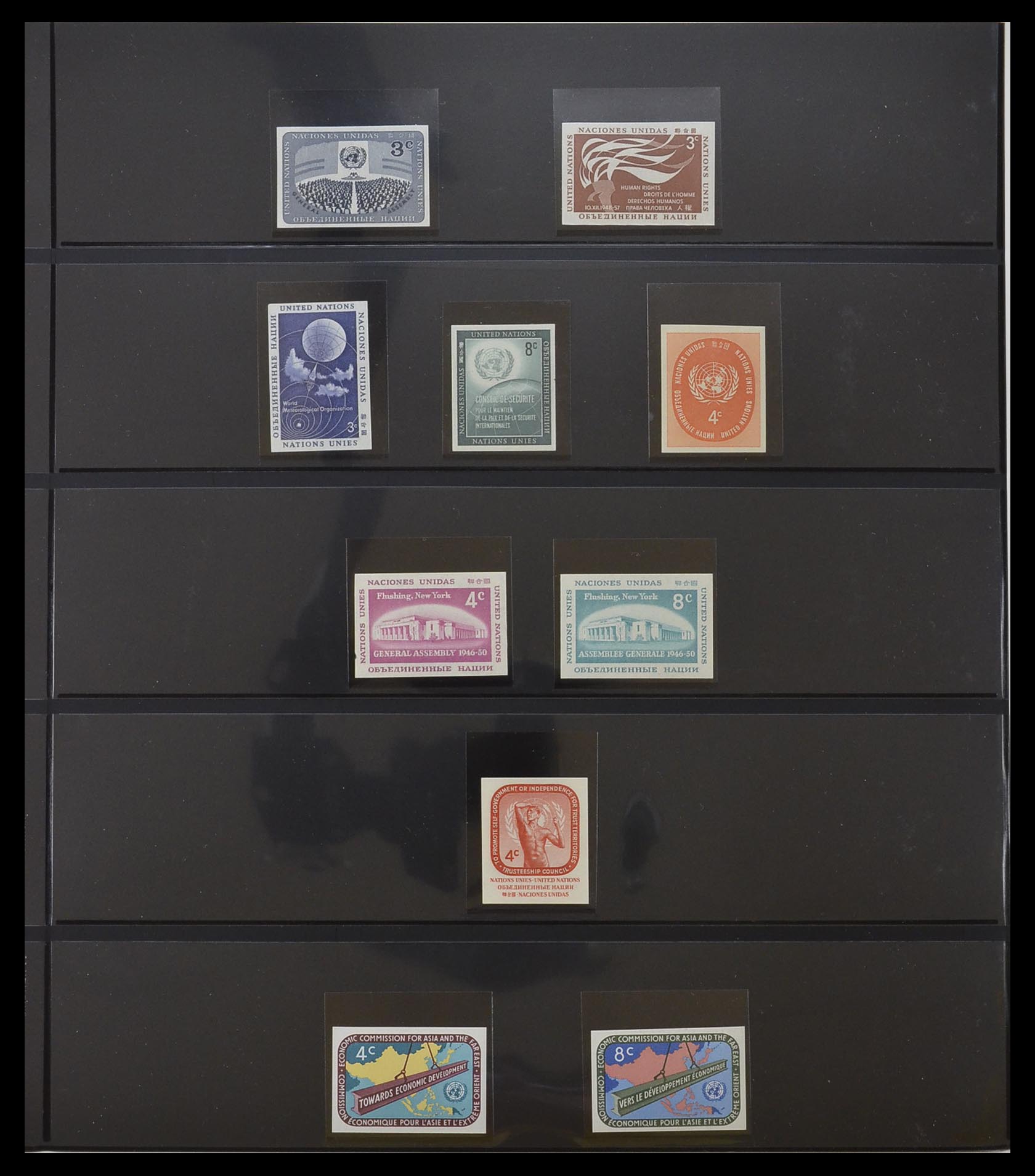 33300 003 - Postzegelverzameling 33300 Verenigde Naties ongetand en proeven 1953-