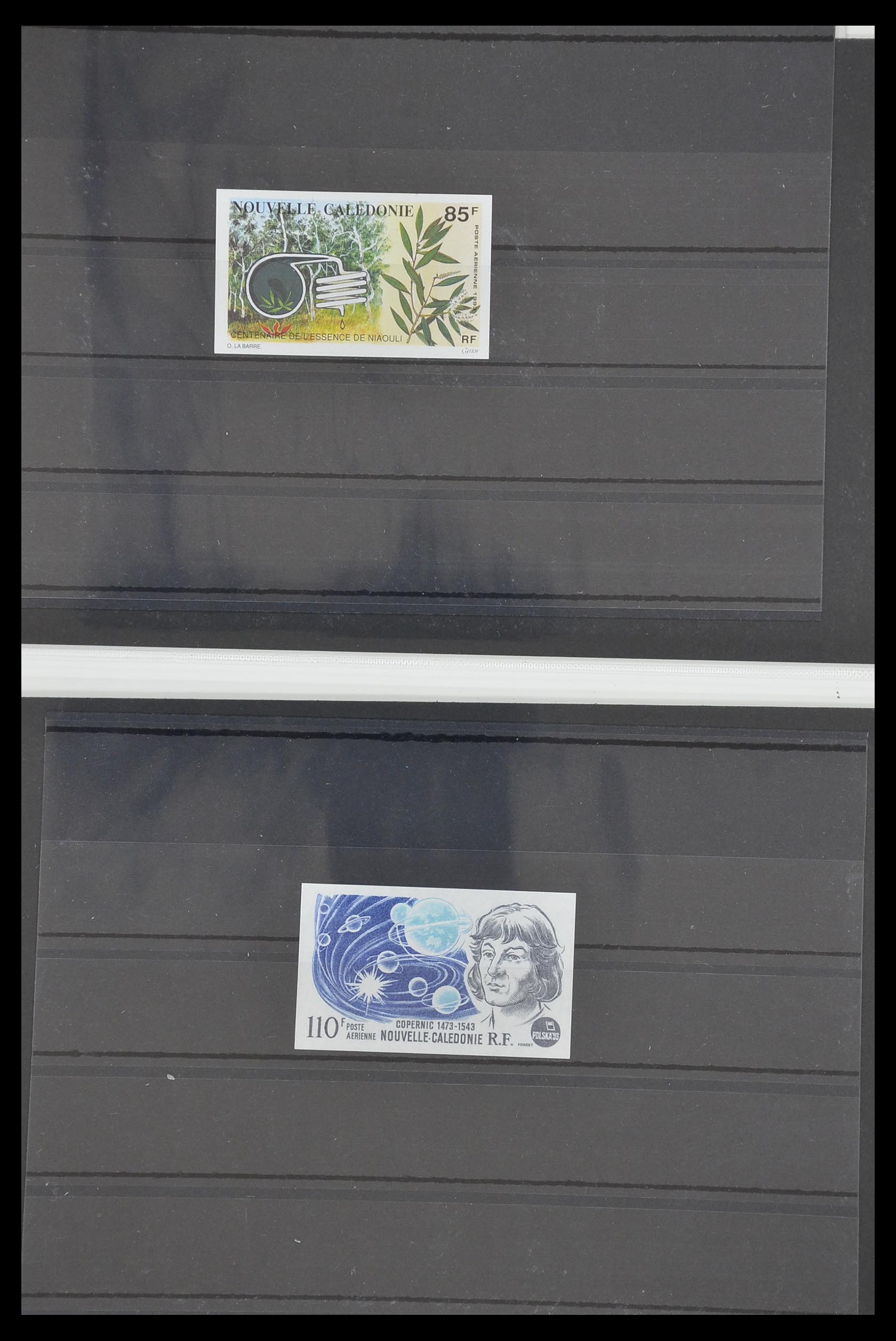 33304 023 - Postzegelverzameling 33304 Nieuw Caledonië ONGETAND 1990-1997.