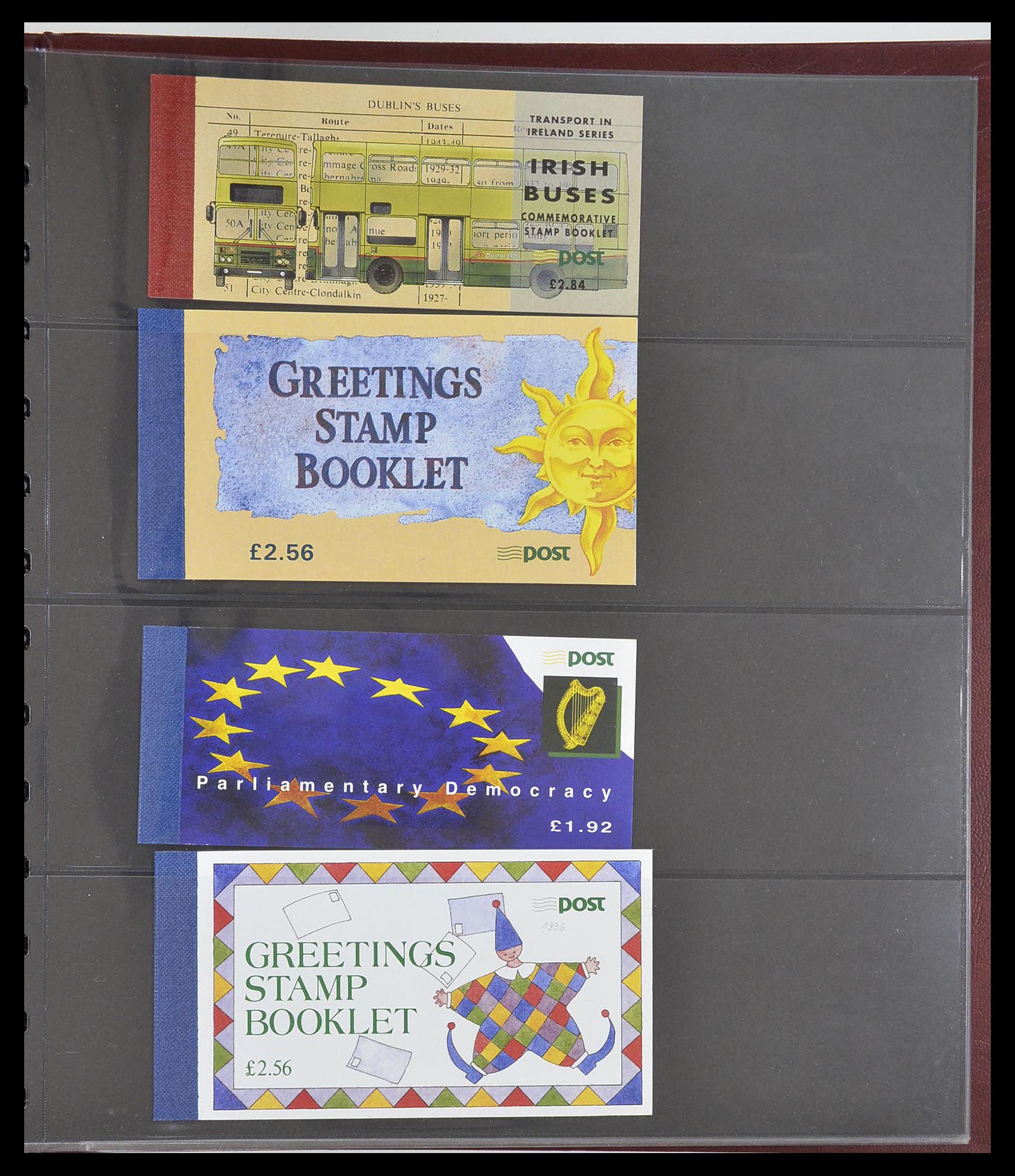 33313 025 - Postzegelverzameling 33313 Ierland postzegelboekjes 1974-2004.