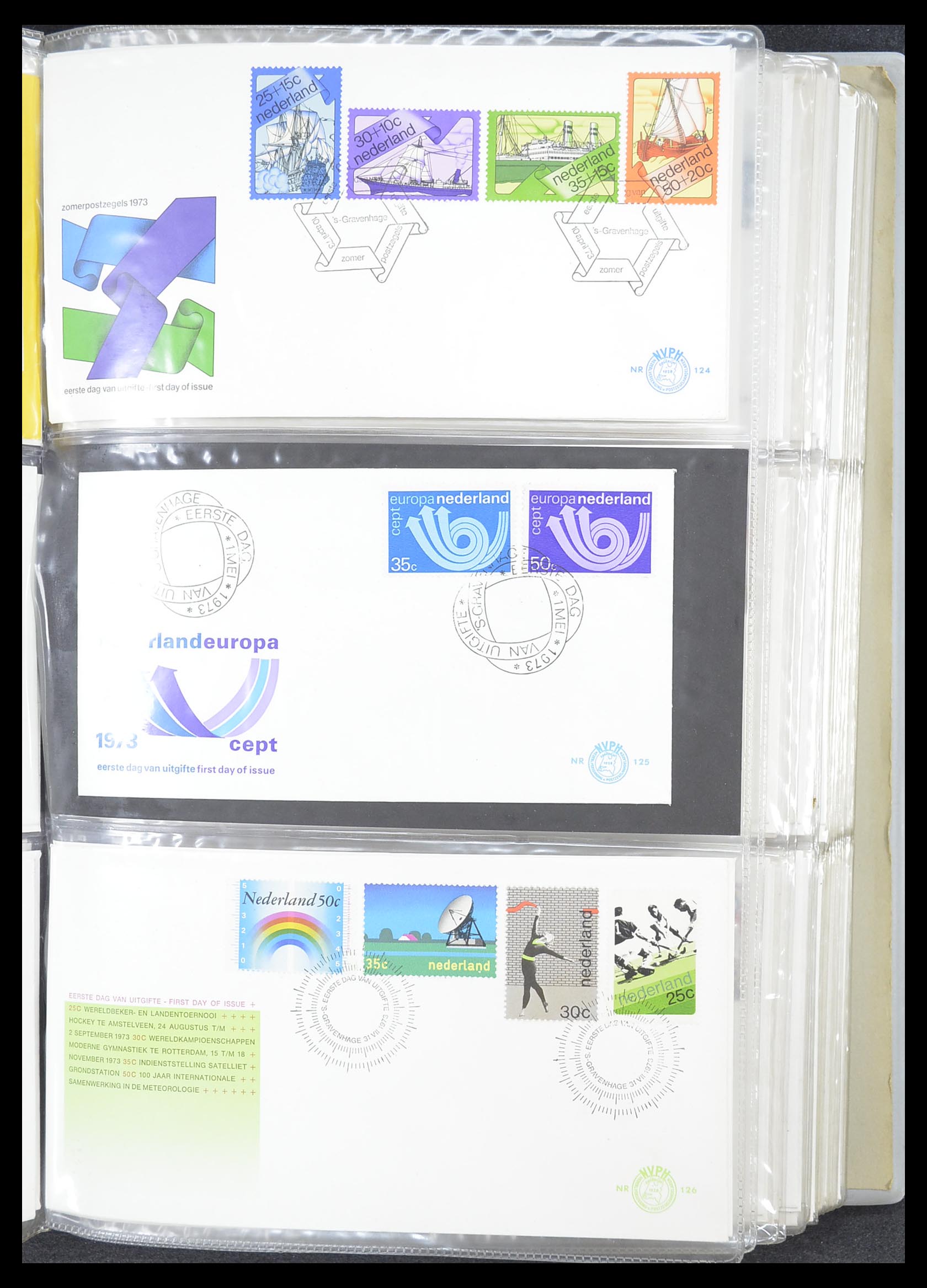 33369 043 - Stamp collection 33369 Netherlands FDC's 1950-1989.