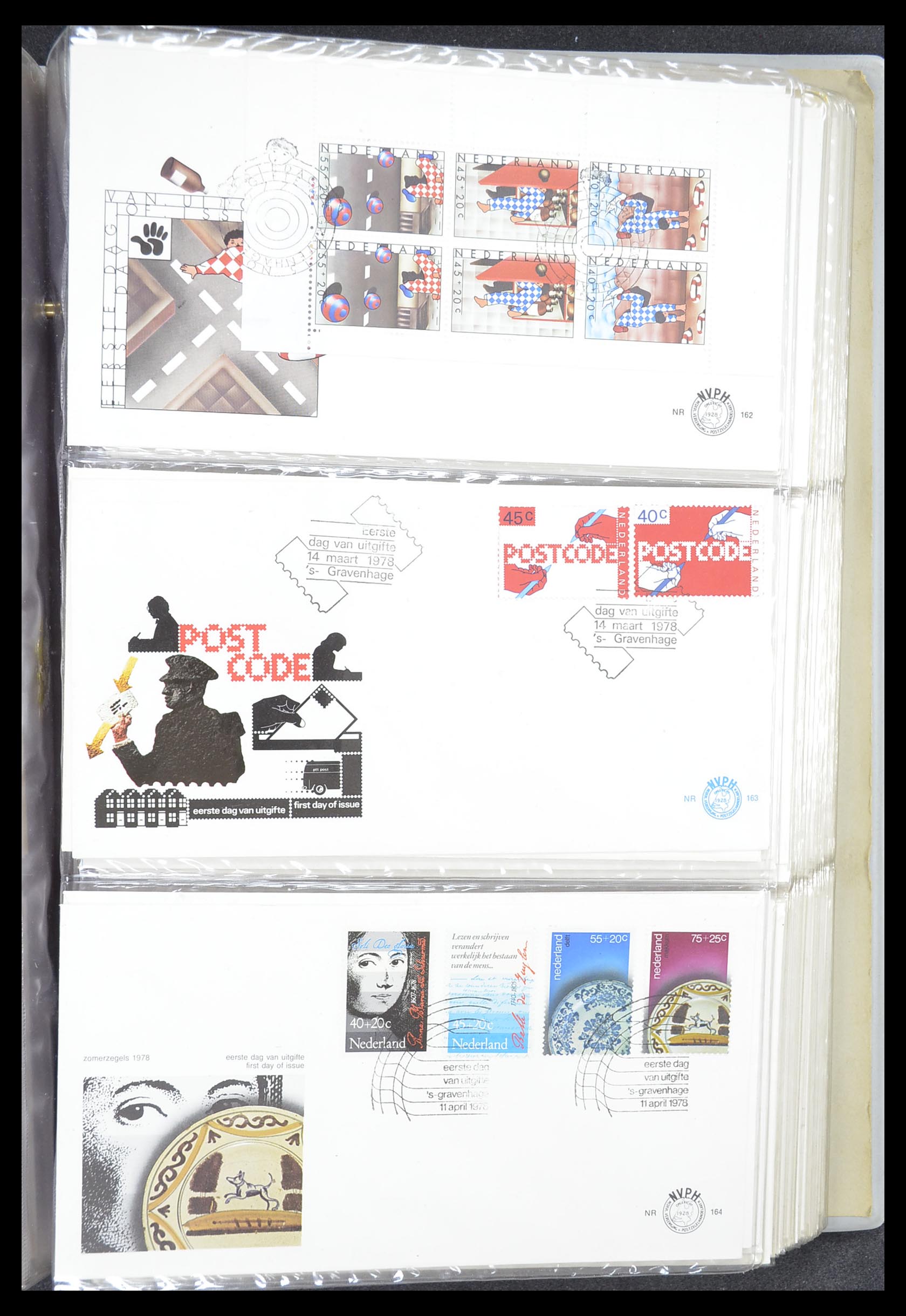 33369 057 - Stamp collection 33369 Netherlands FDC's 1950-1989.
