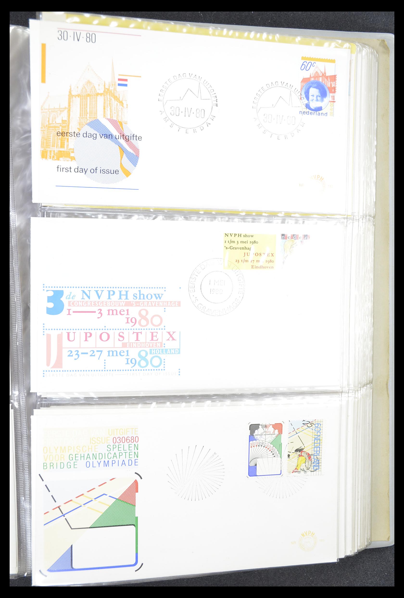 33369 065 - Stamp collection 33369 Netherlands FDC's 1950-1989.