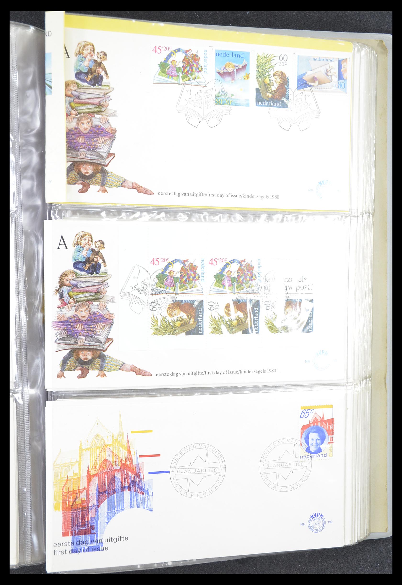 33369 066 - Stamp collection 33369 Netherlands FDC's 1950-1989.