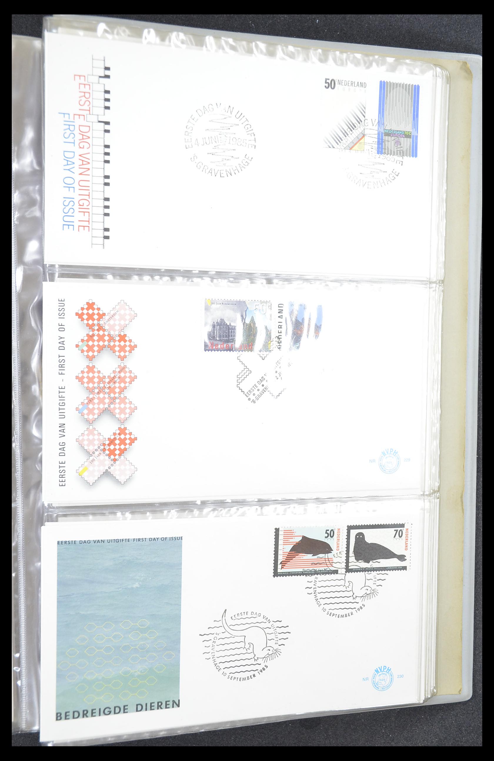 33369 083 - Stamp collection 33369 Netherlands FDC's 1950-1989.