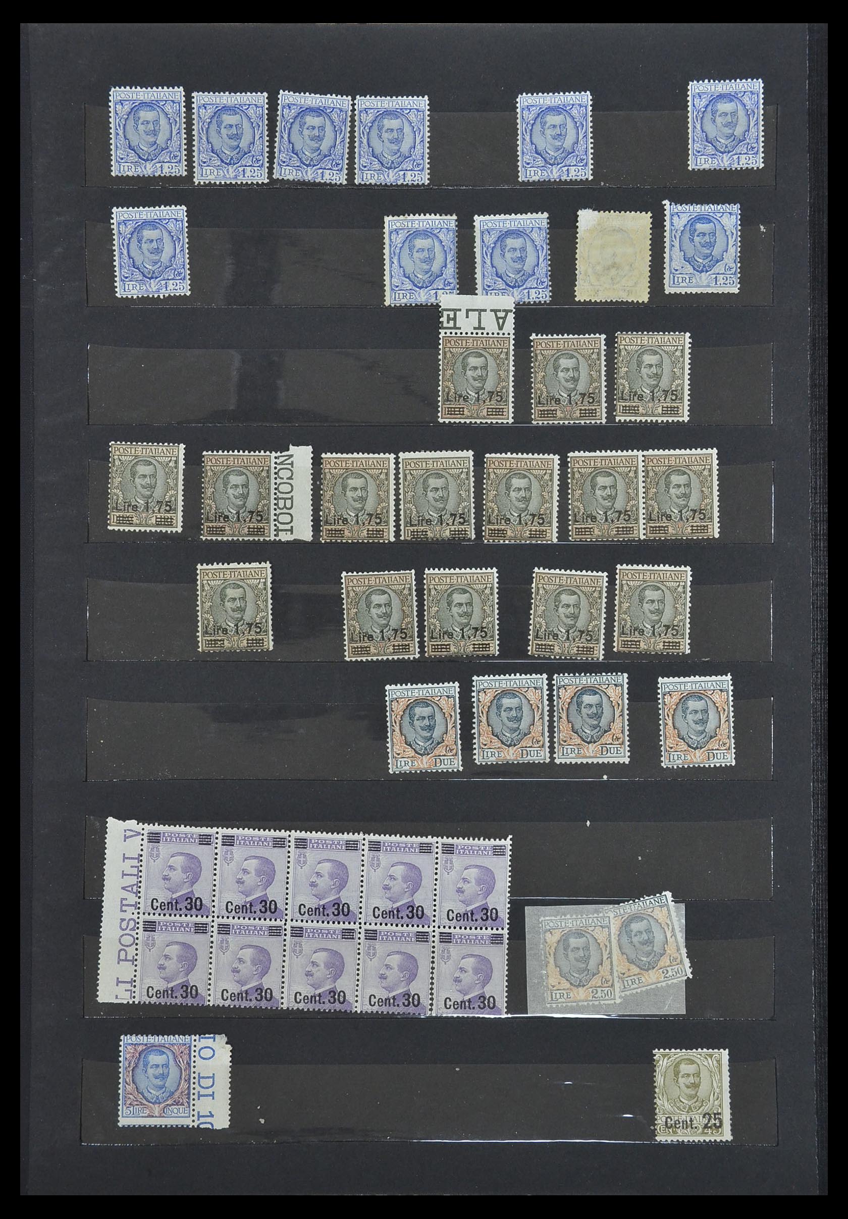 33390 009 - Postzegelverzameling 33390 Italië 1900-1950.