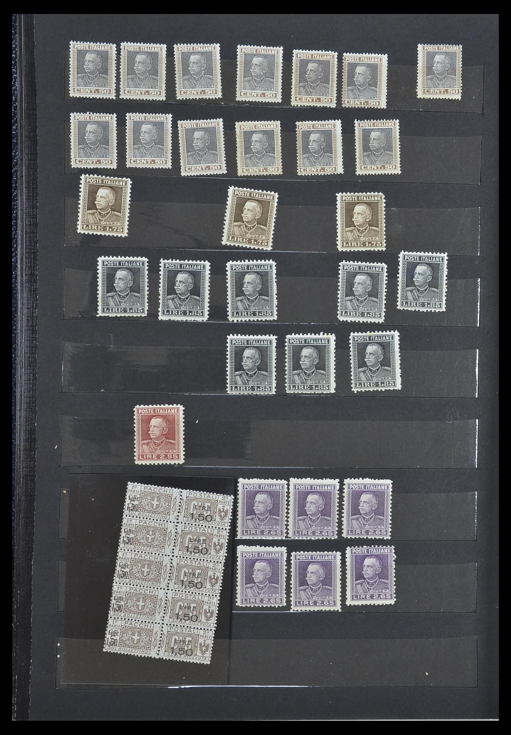 33390 010 - Postzegelverzameling 33390 Italië 1900-1950.