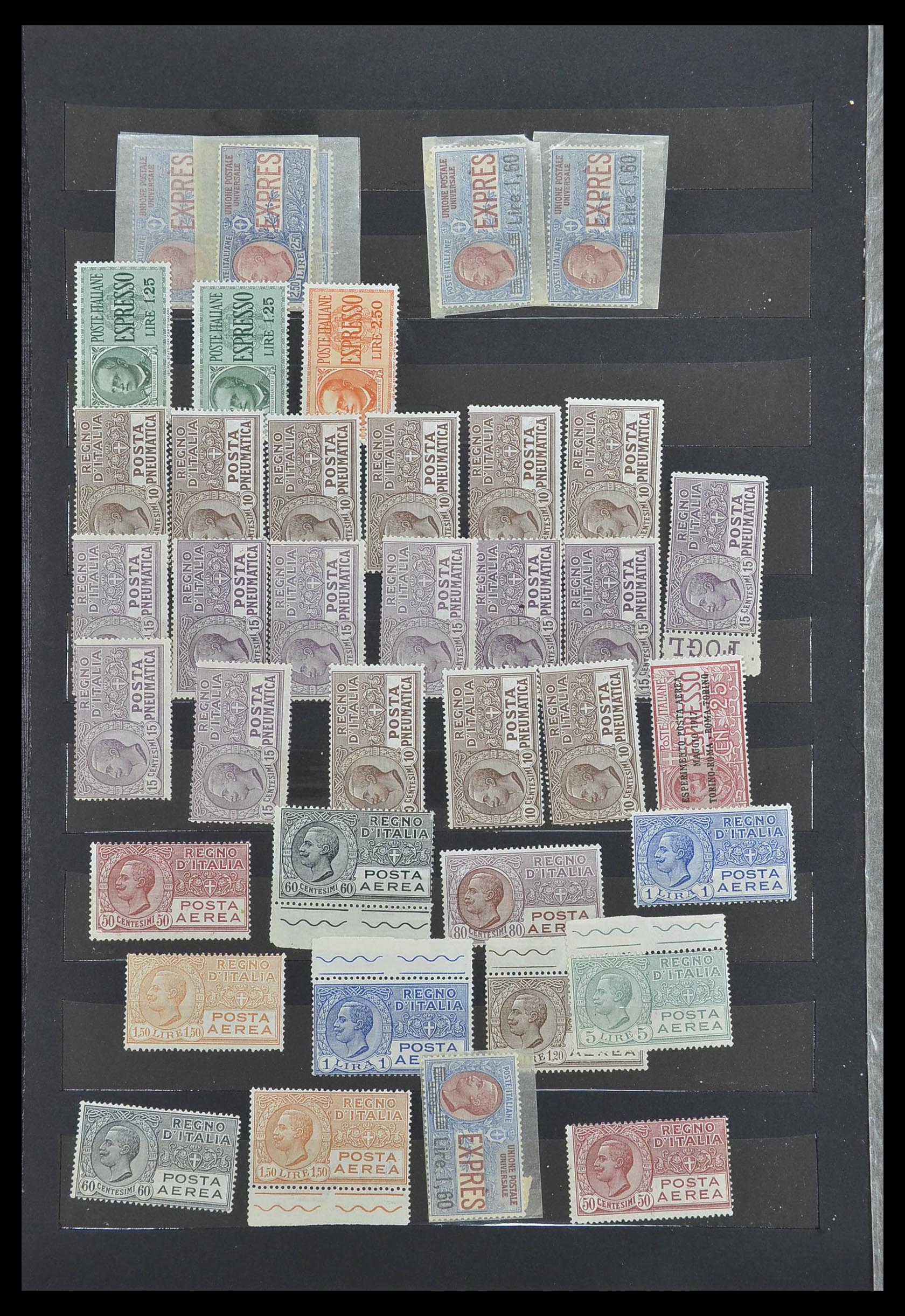 33390 023 - Postzegelverzameling 33390 Italië 1900-1950.