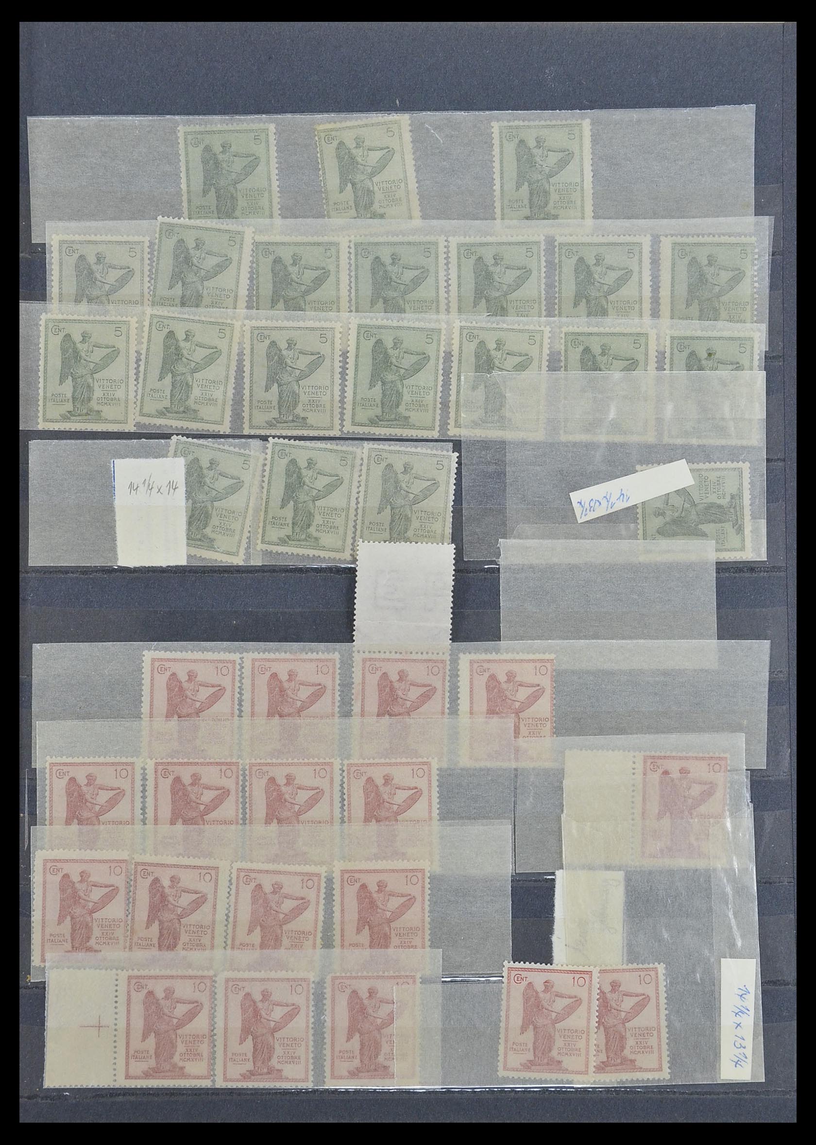 33390 028 - Postzegelverzameling 33390 Italië 1900-1950.
