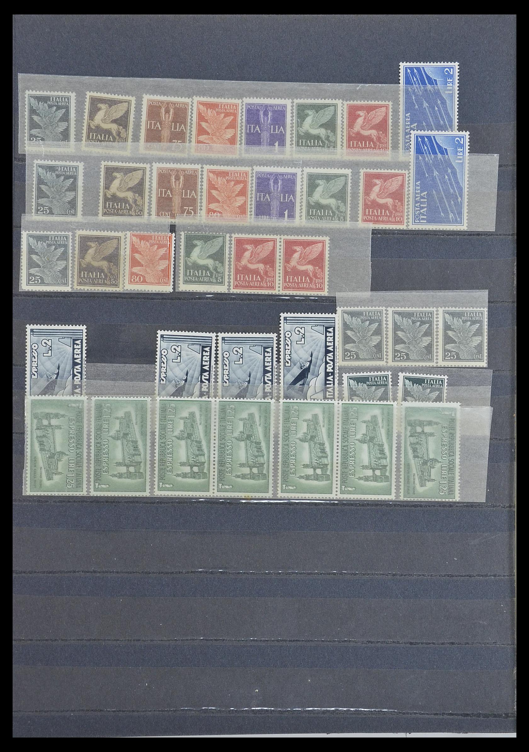33390 031 - Postzegelverzameling 33390 Italië 1900-1950.