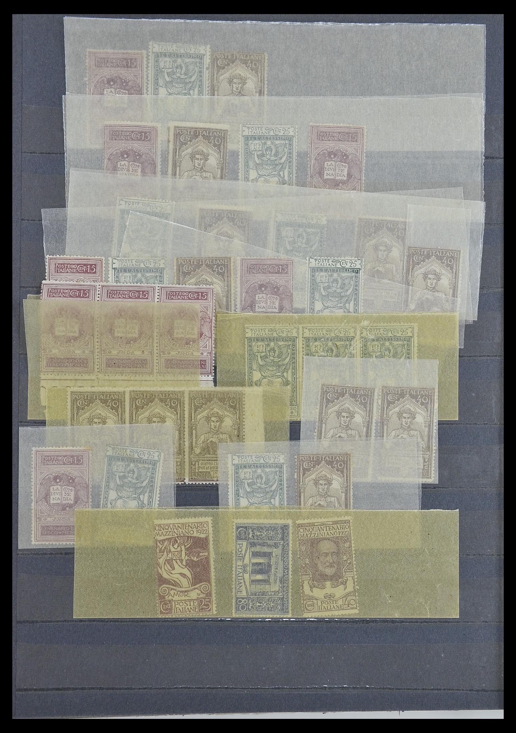 33390 033 - Postzegelverzameling 33390 Italië 1900-1950.