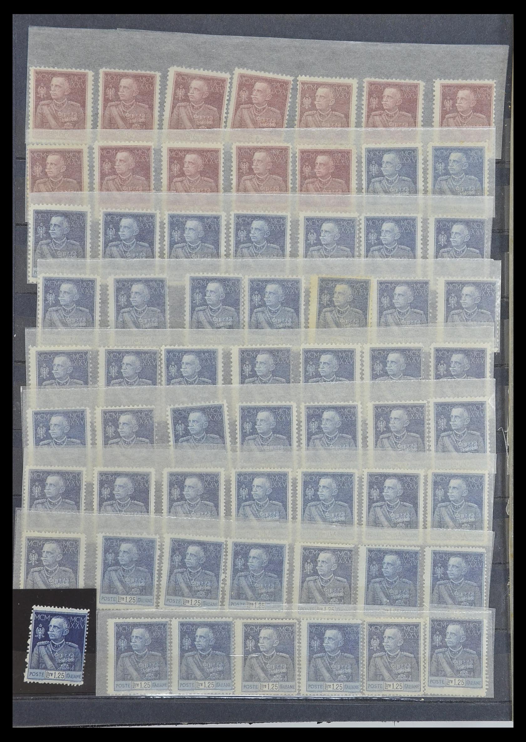 33390 035 - Postzegelverzameling 33390 Italië 1900-1950.