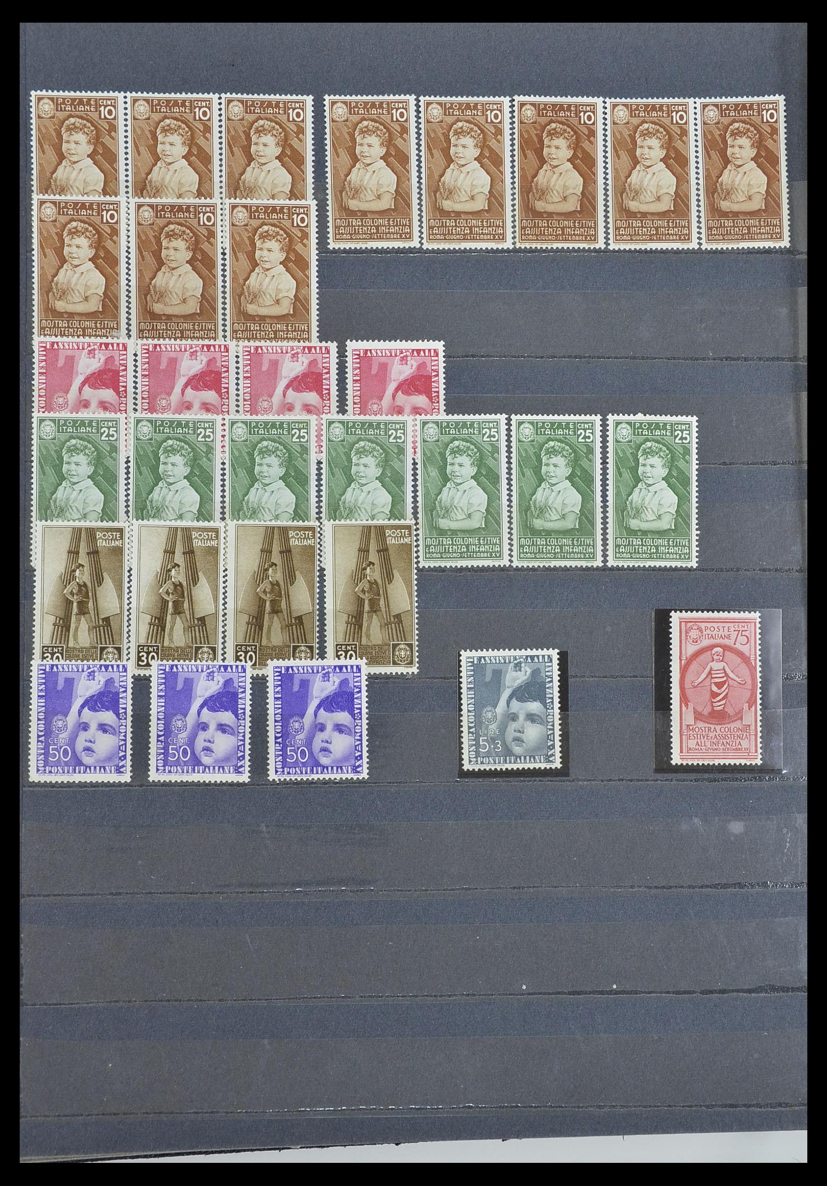 33390 041 - Postzegelverzameling 33390 Italië 1900-1950.