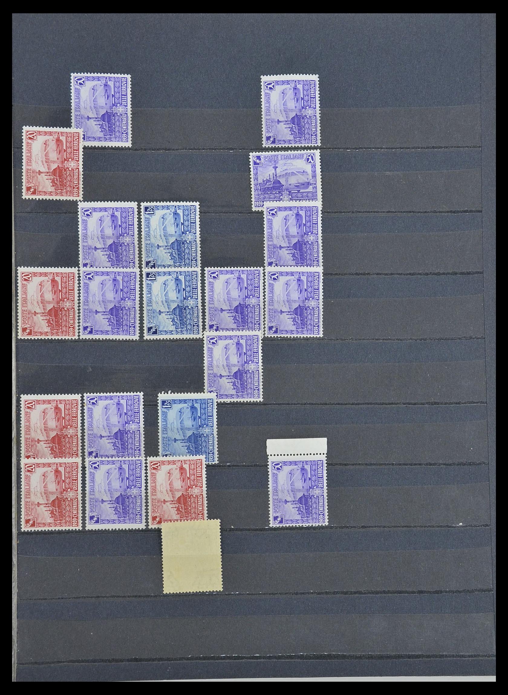 33390 044 - Postzegelverzameling 33390 Italië 1900-1950.