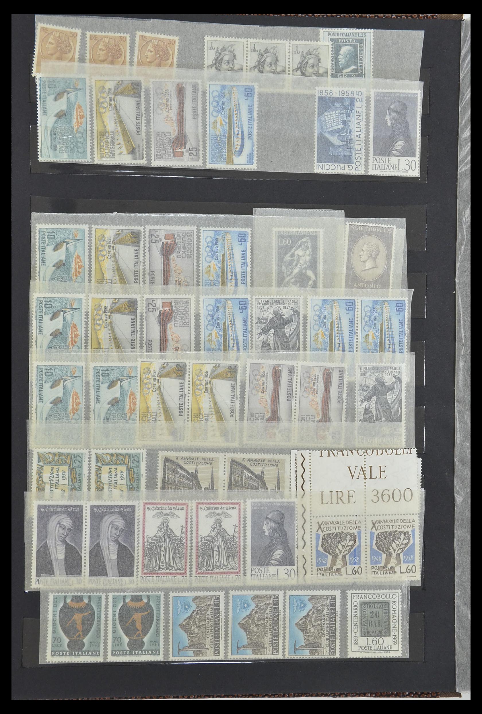 33390 057 - Postzegelverzameling 33390 Italië 1900-1950.