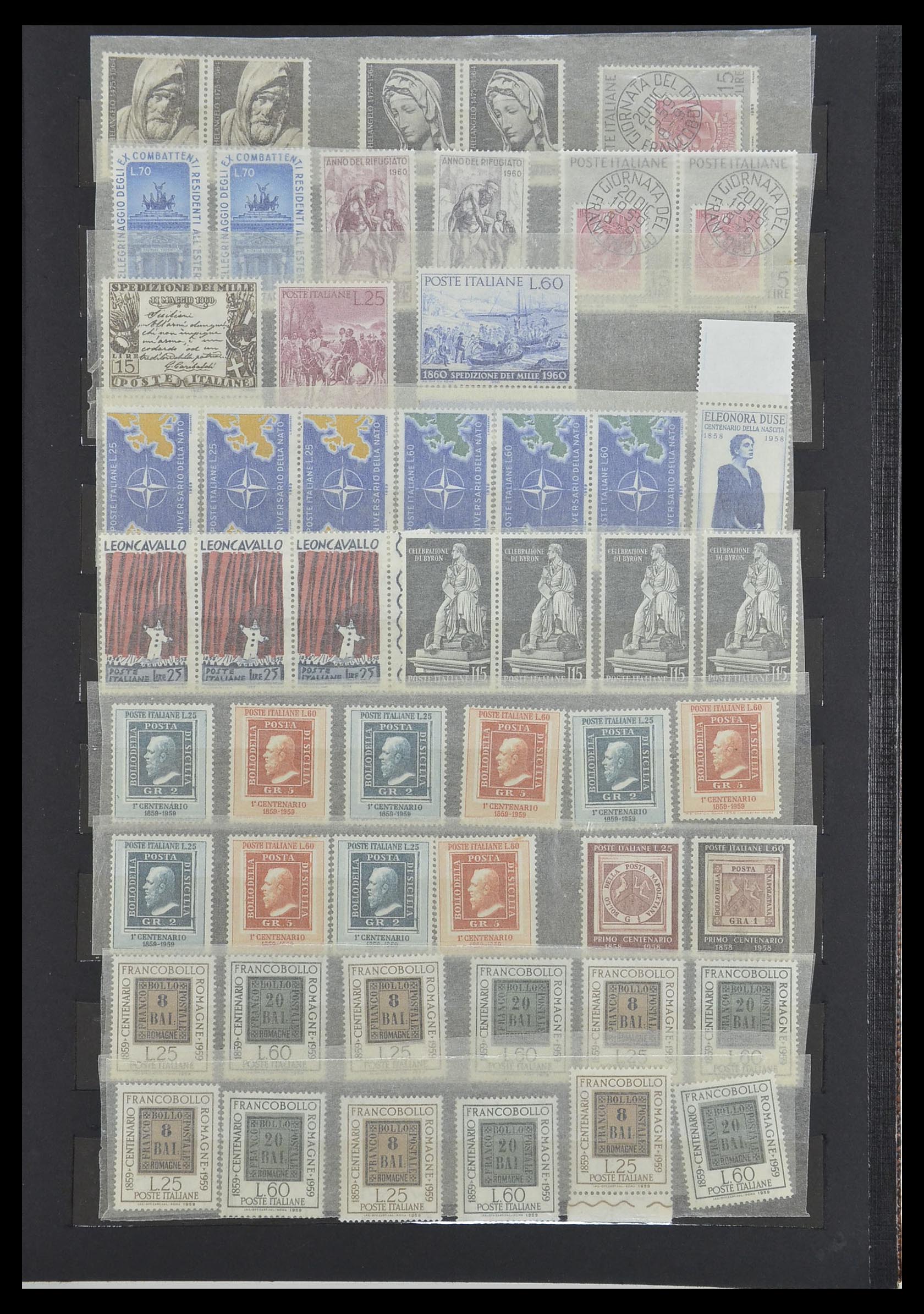 33390 058 - Postzegelverzameling 33390 Italië 1900-1950.