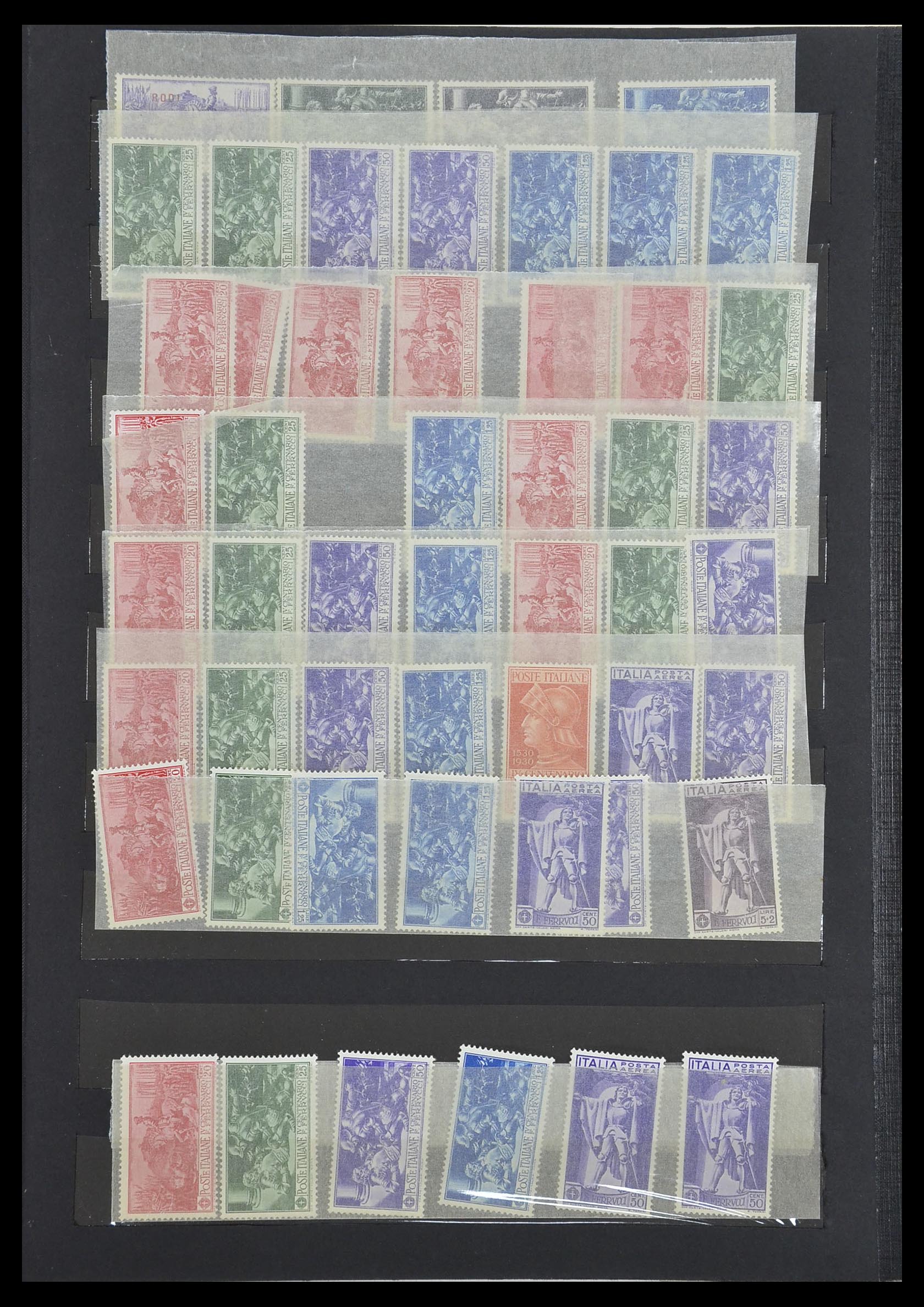 33390 063 - Postzegelverzameling 33390 Italië 1900-1950.