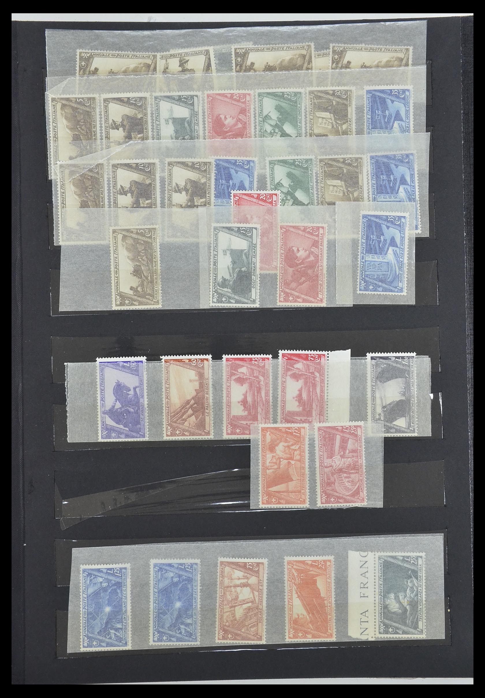 33390 066 - Postzegelverzameling 33390 Italië 1900-1950.
