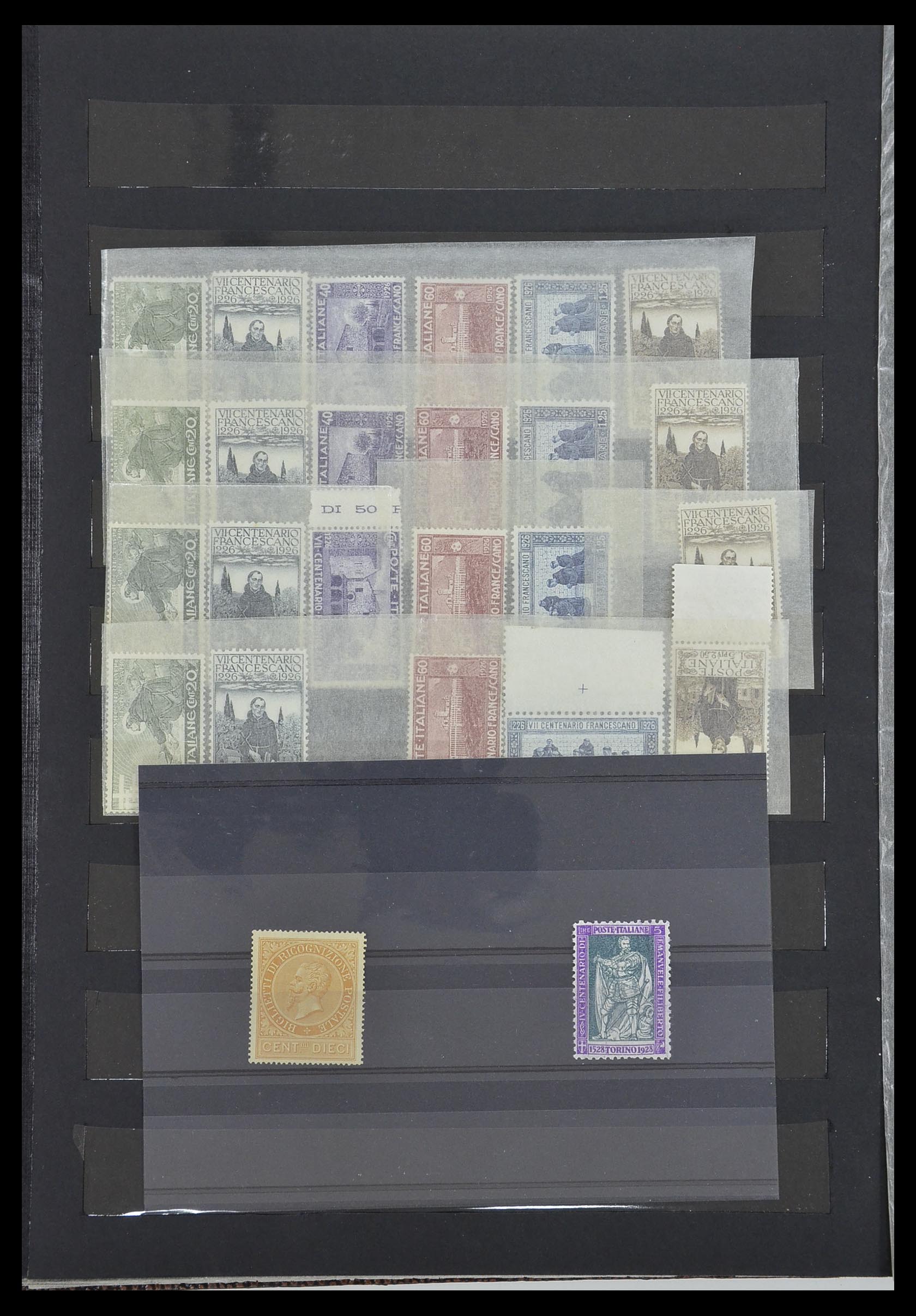 33390 067 - Postzegelverzameling 33390 Italië 1900-1950.