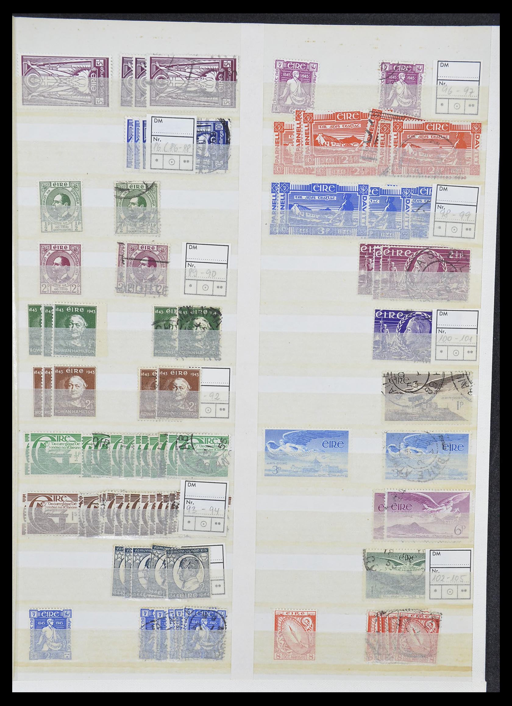 33396 004 - Postzegelverzameling 33396 Ierland 1922-2004.