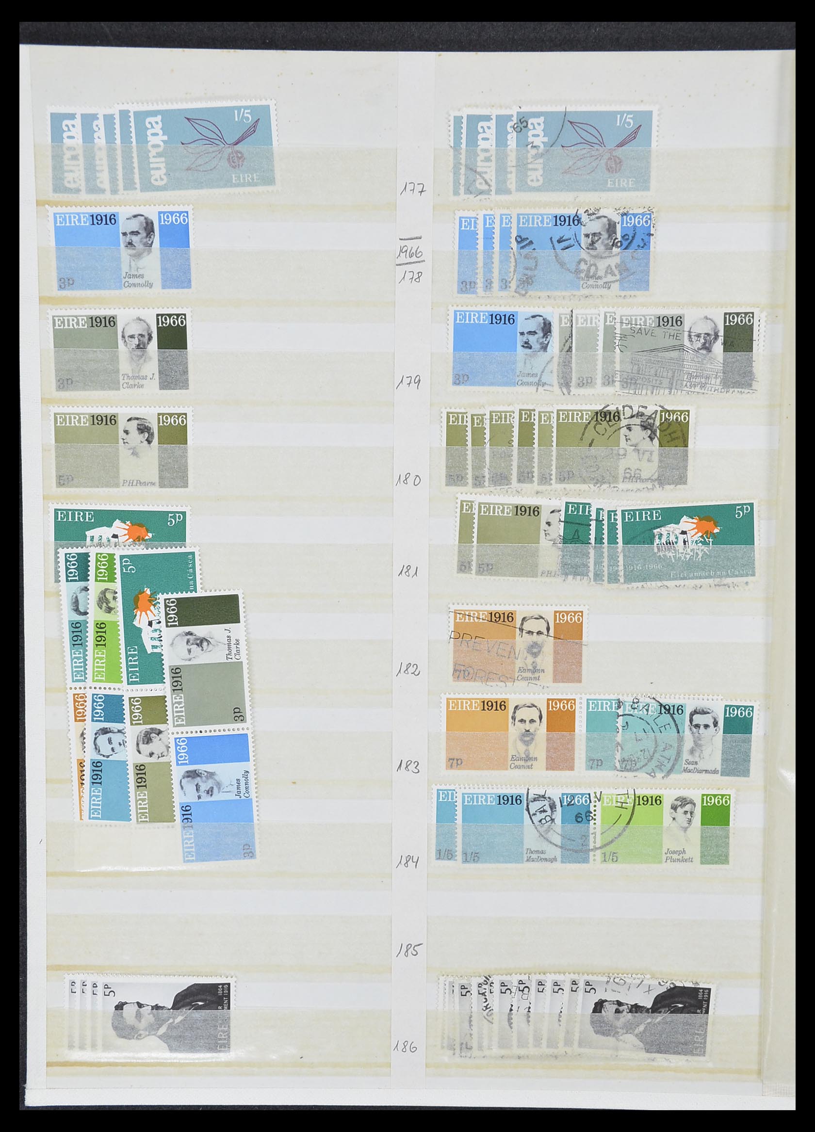 33396 009 - Postzegelverzameling 33396 Ierland 1922-2004.