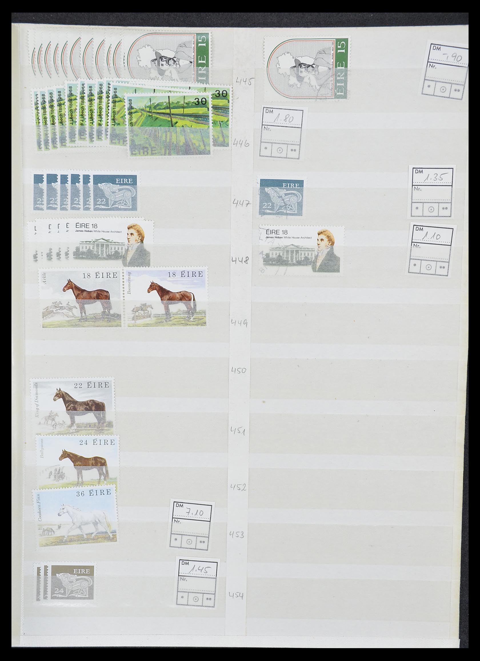 33396 040 - Postzegelverzameling 33396 Ierland 1922-2004.