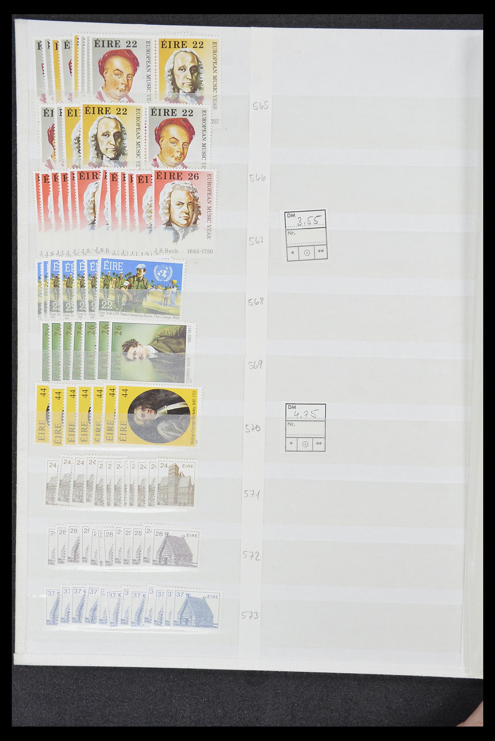 33396 053 - Postzegelverzameling 33396 Ierland 1922-2004.
