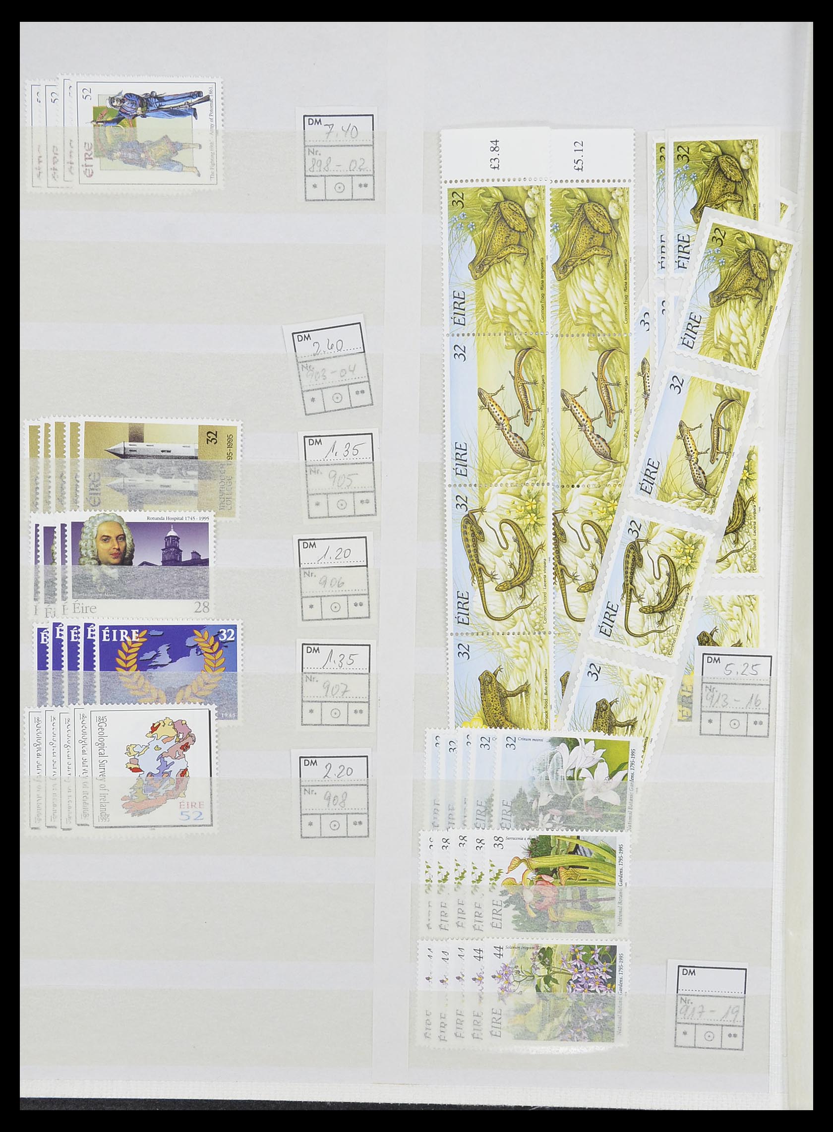 33396 088 - Postzegelverzameling 33396 Ierland 1922-2004.