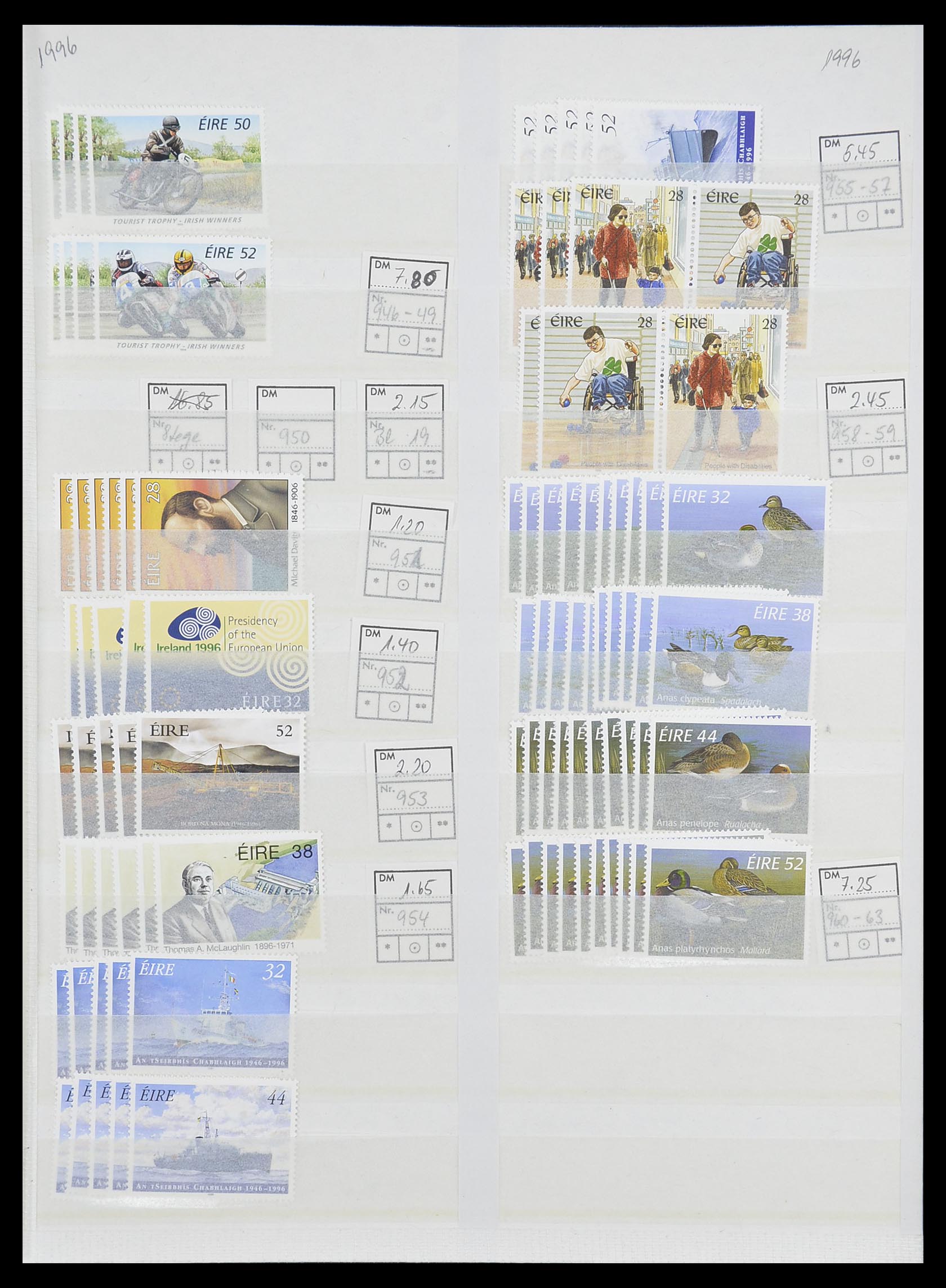 33396 091 - Postzegelverzameling 33396 Ierland 1922-2004.