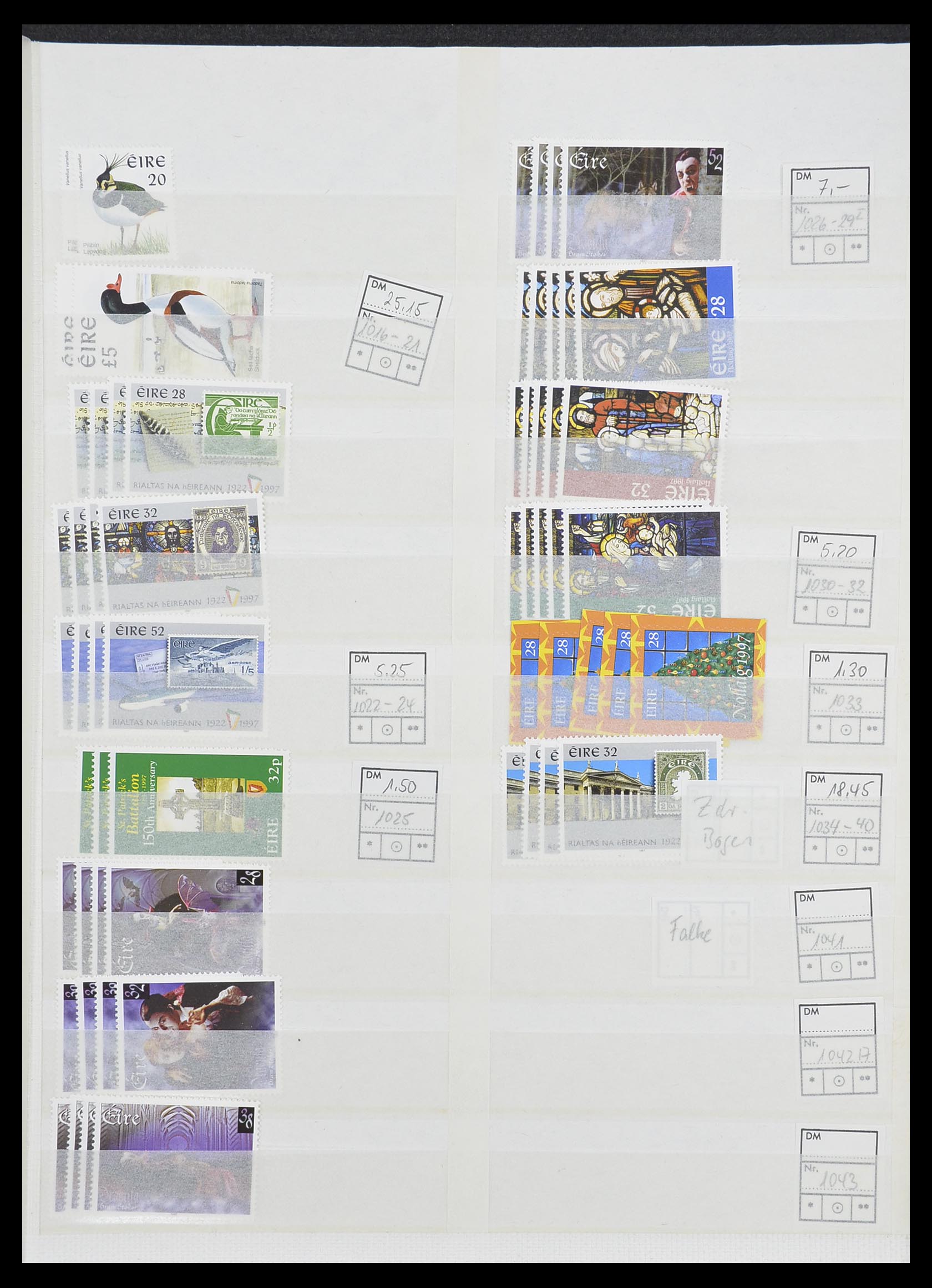 33396 095 - Postzegelverzameling 33396 Ierland 1922-2004.