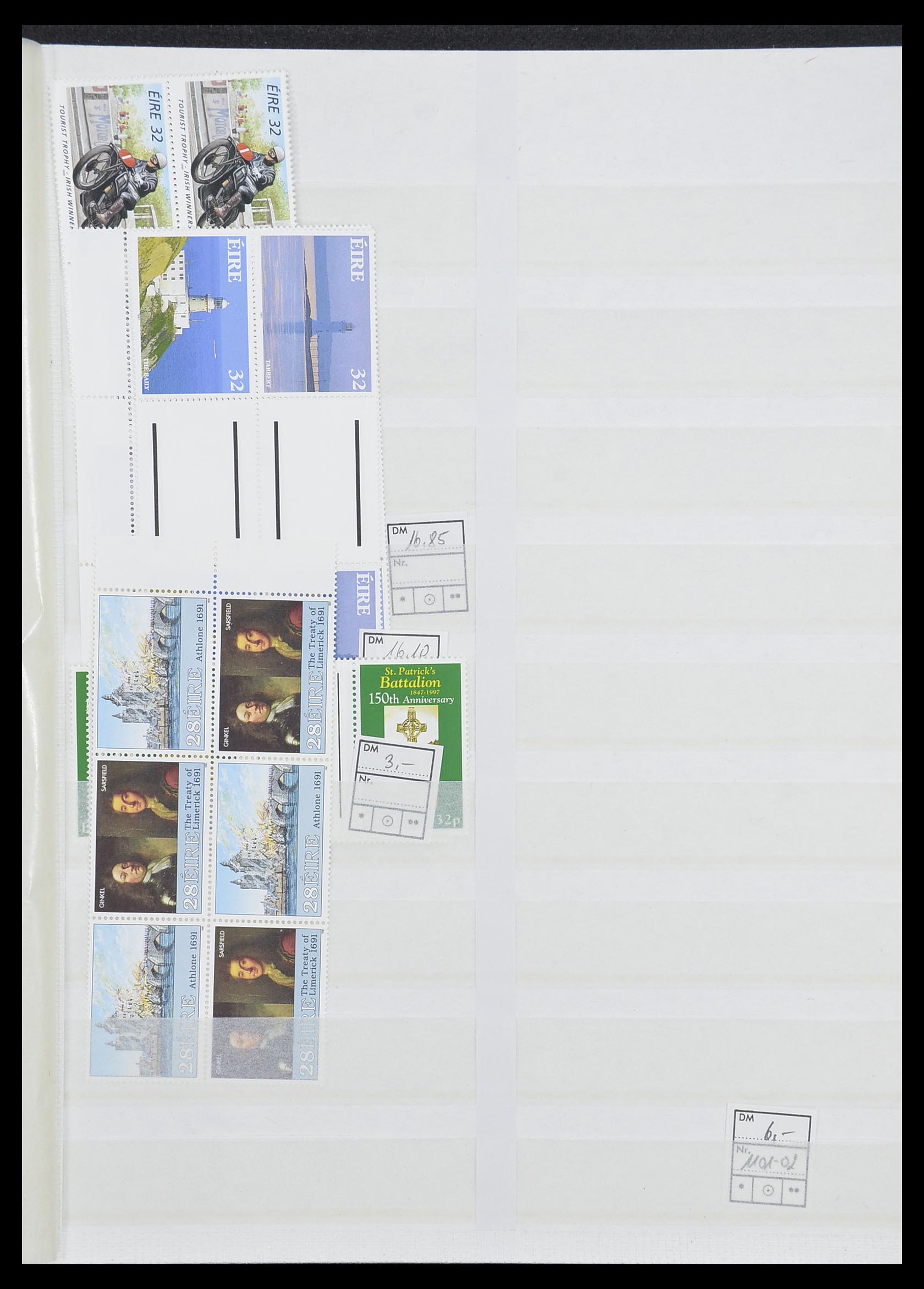 33396 128 - Postzegelverzameling 33396 Ierland 1922-2004.