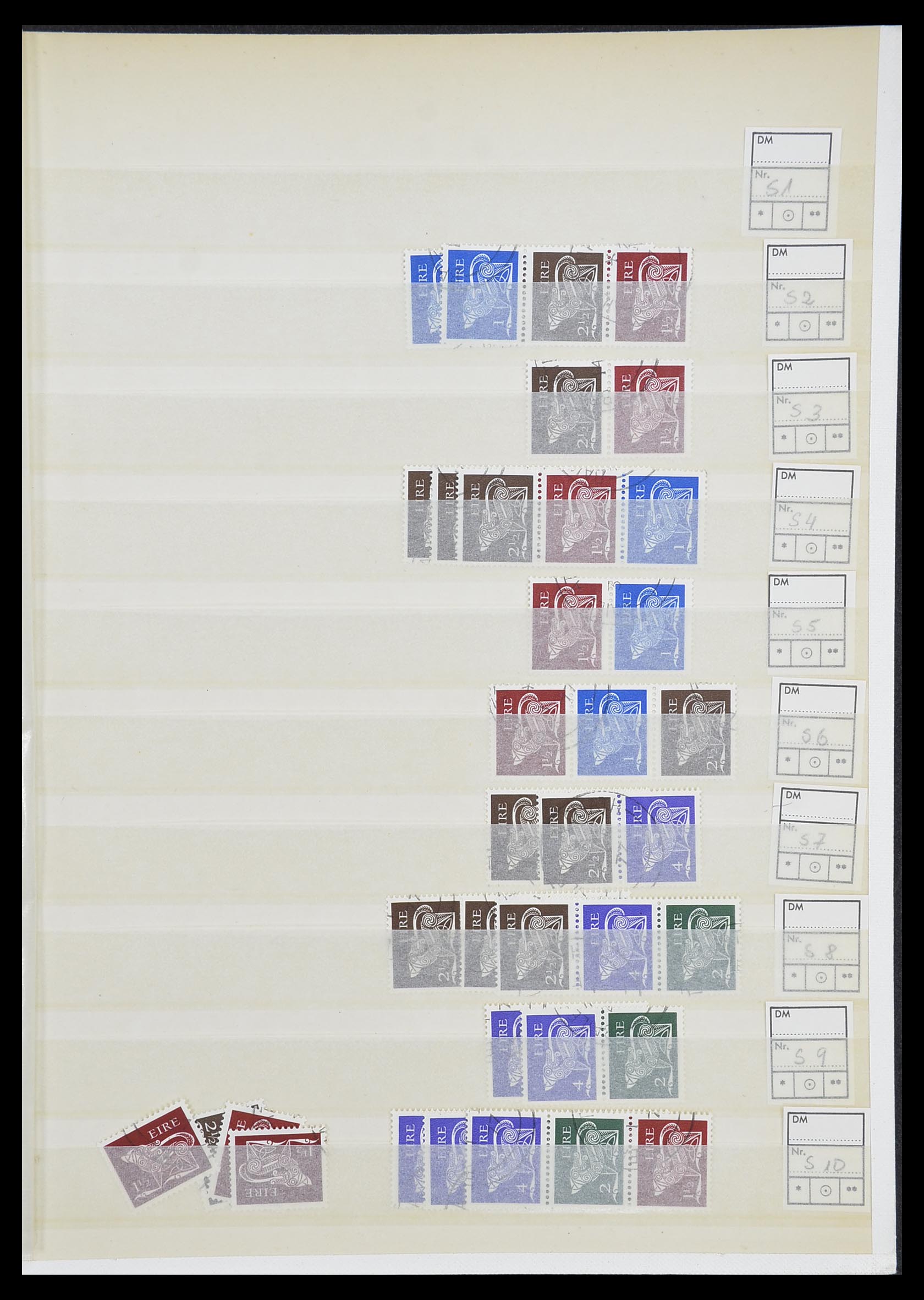 33396 132 - Postzegelverzameling 33396 Ierland 1922-2004.