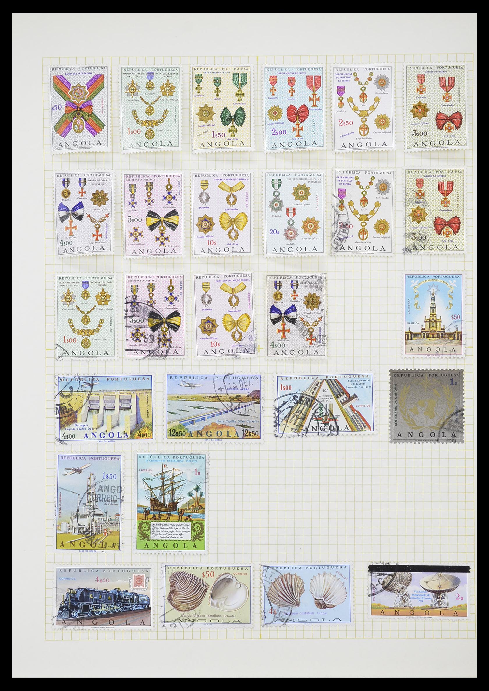 33429 012 - Stamp collection 33429 Portugese colonies 1868-1960.