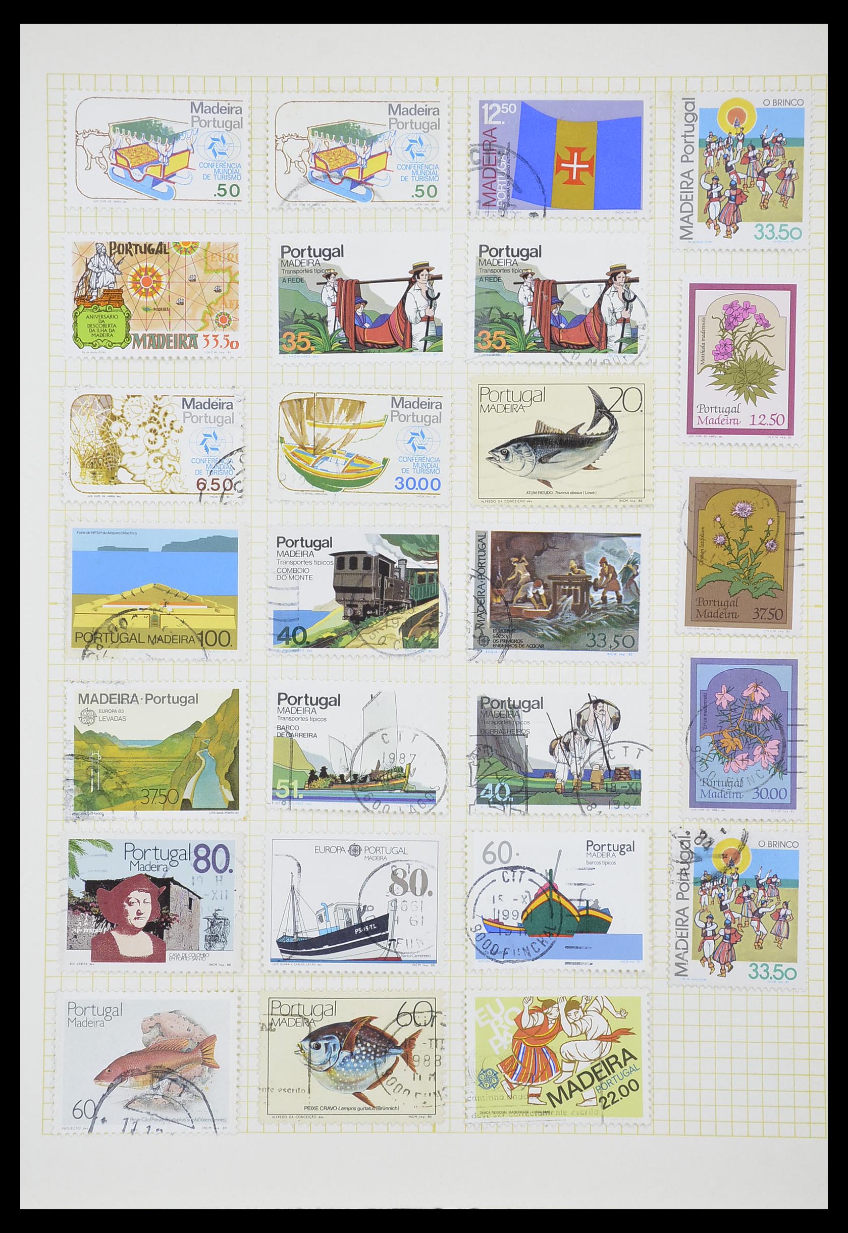 33429 041 - Stamp collection 33429 Portugese colonies 1868-1960.