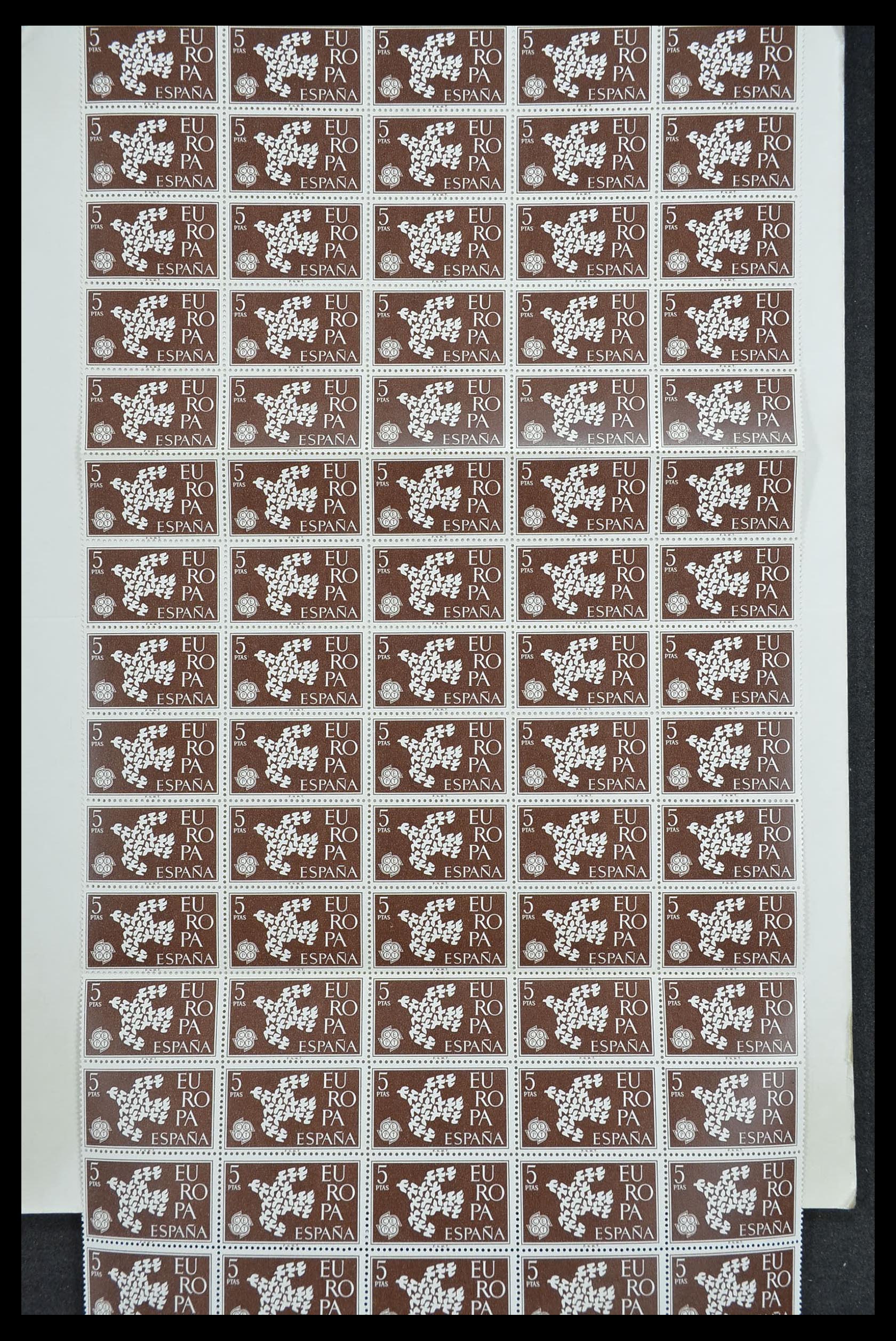 33446 264 - Postzegelverzameling 33446 Europa CEPT 1956-1961 engros.