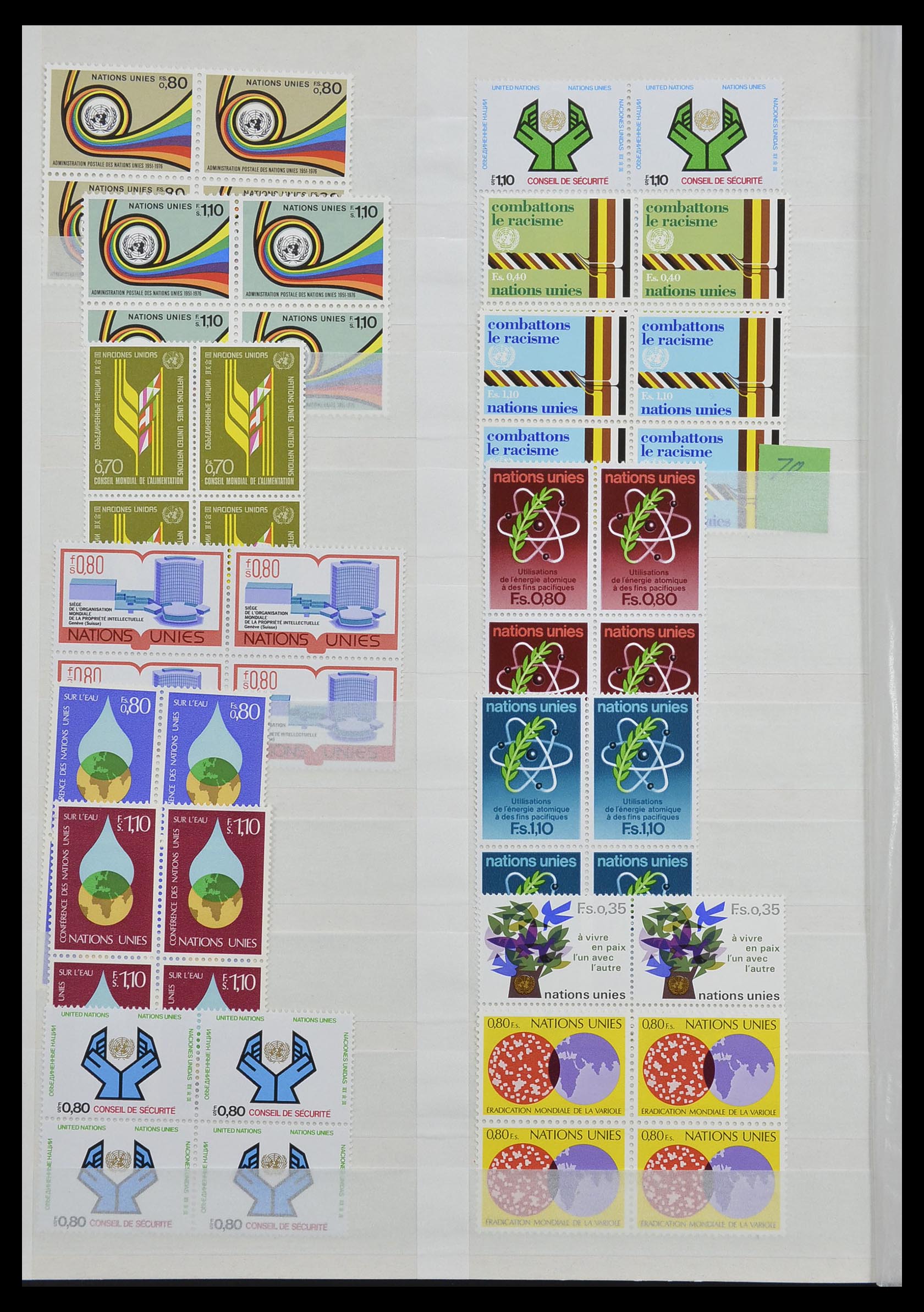 33467 035 - Postzegelverzameling 33467 Verenigde Naties 1969-1999.