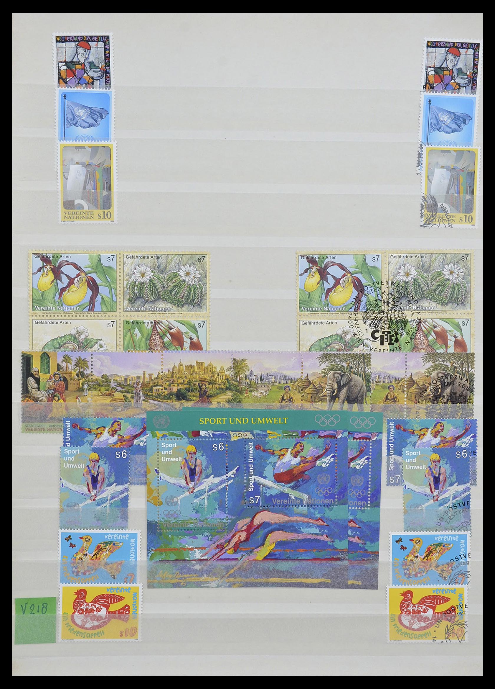 33467 065 - Postzegelverzameling 33467 Verenigde Naties 1969-1999.