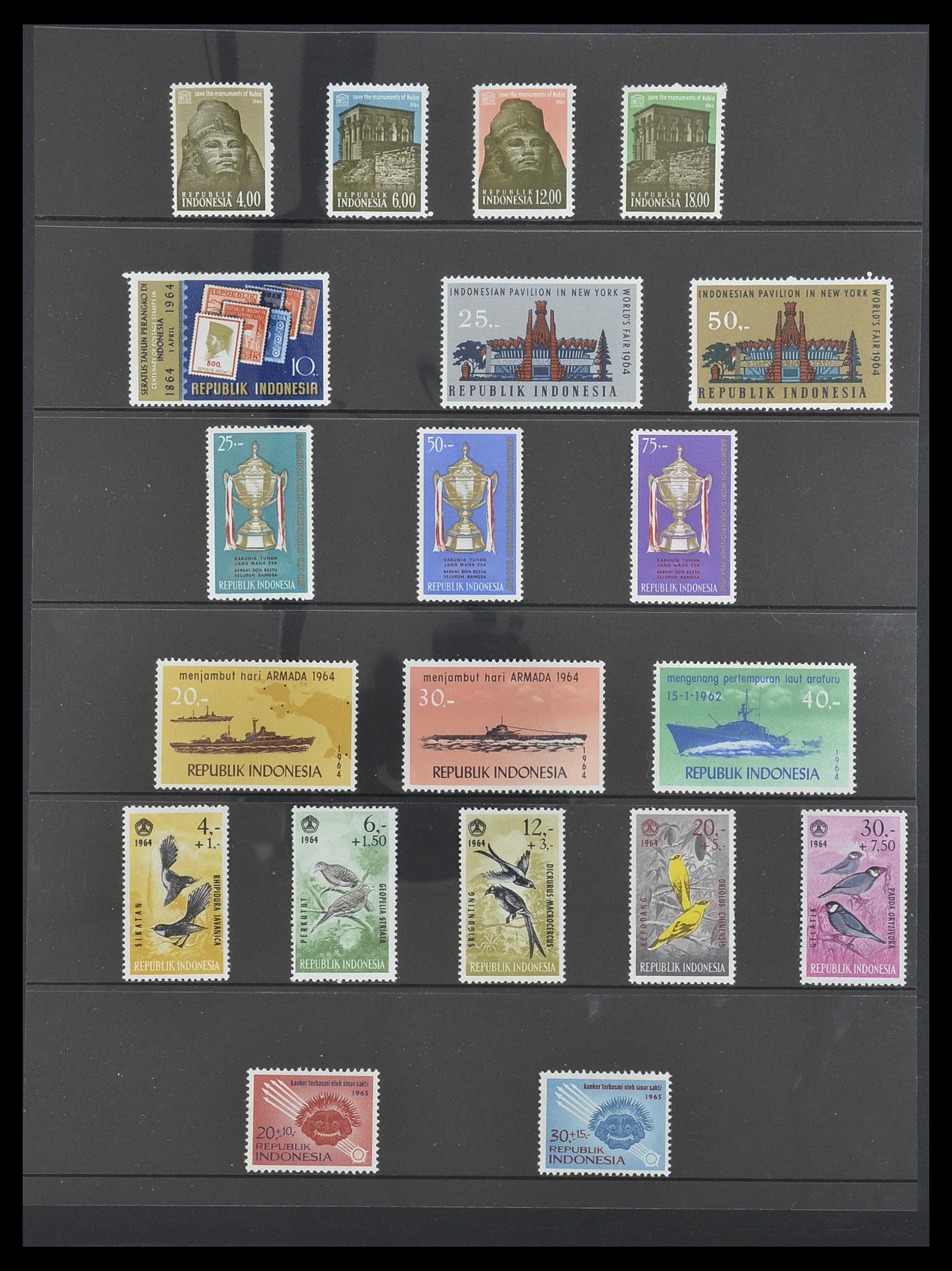 33483 031 - Postzegelverzameling 33483 Indonesië 1945-1999.