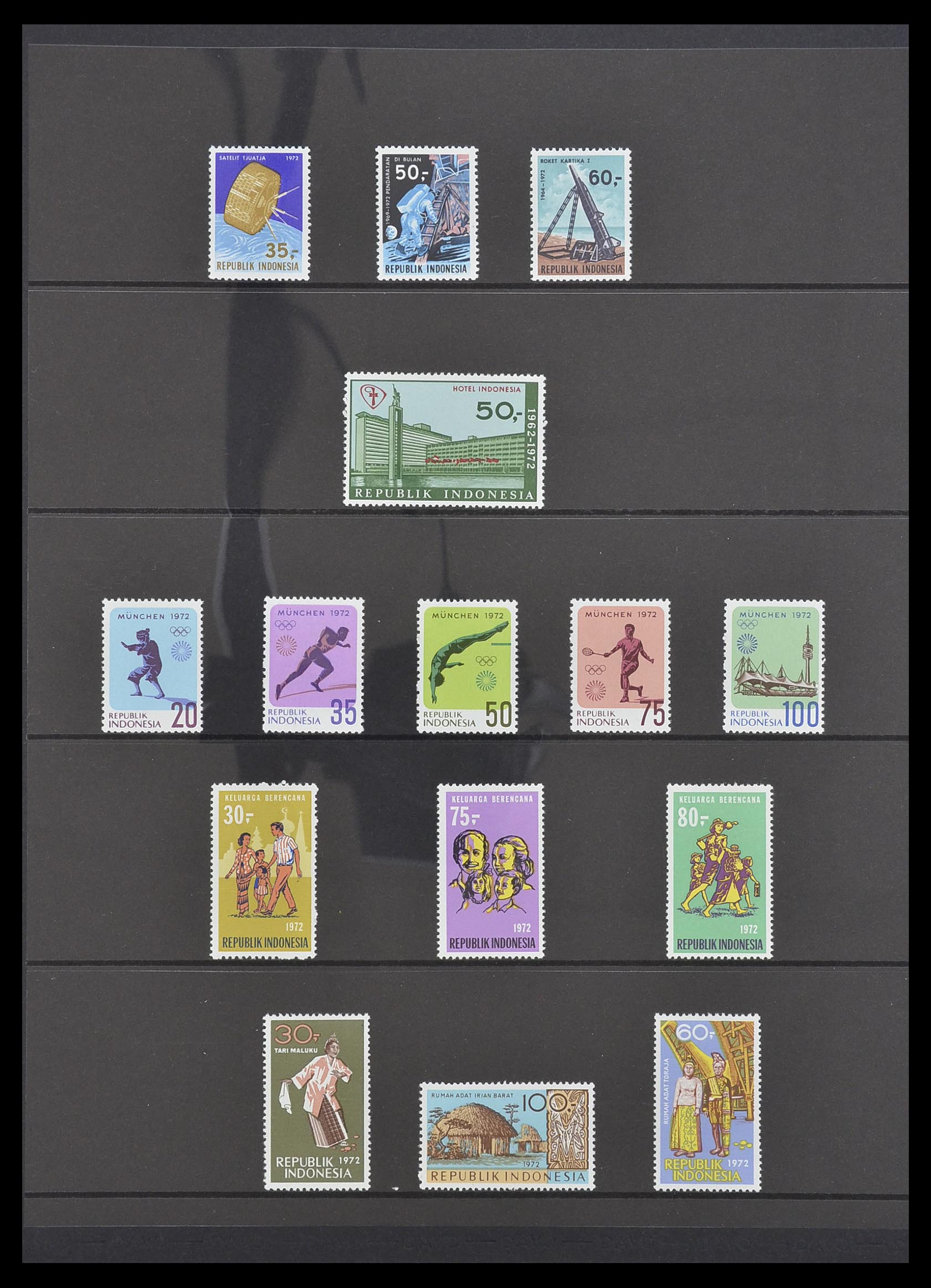 33483 051 - Postzegelverzameling 33483 Indonesië 1945-1999.