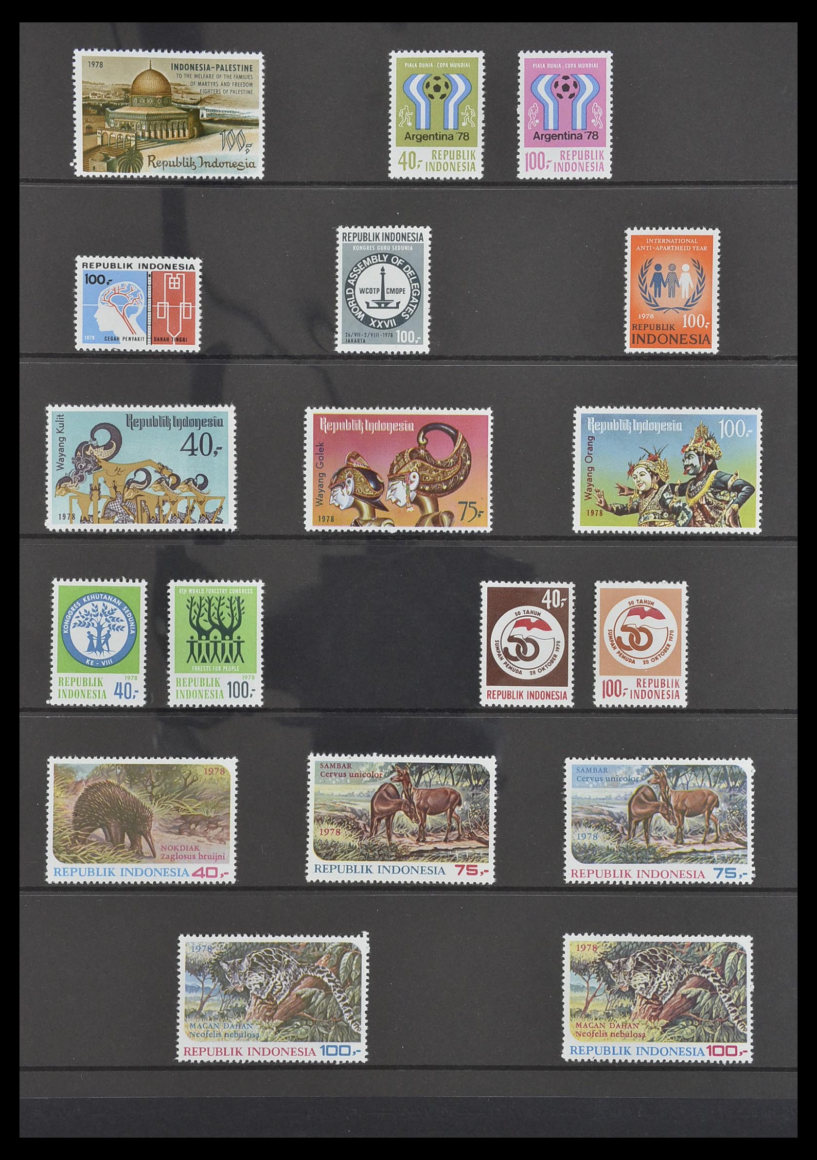 33483 065 - Postzegelverzameling 33483 Indonesië 1945-1999.