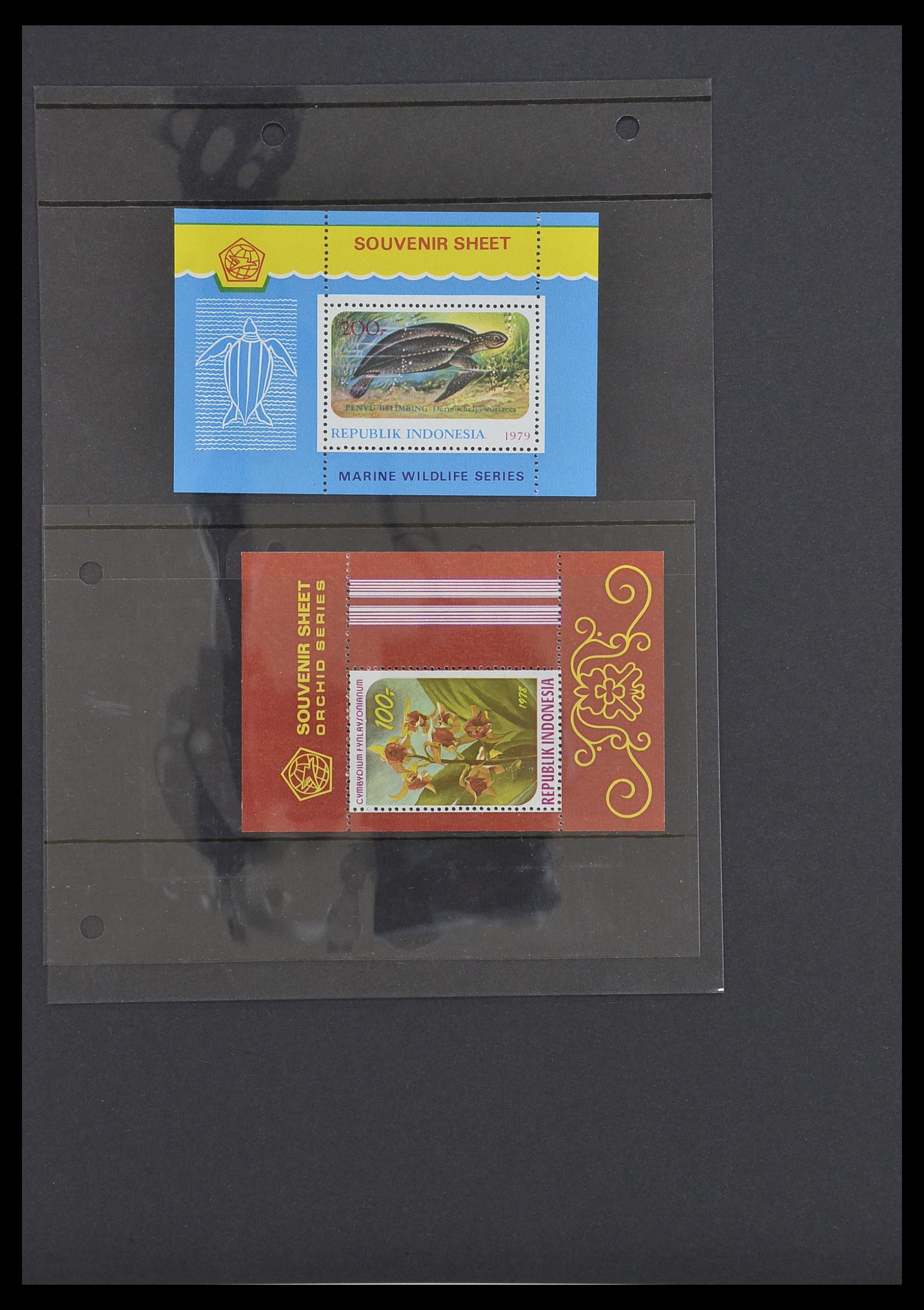 33483 068 - Postzegelverzameling 33483 Indonesië 1945-1999.