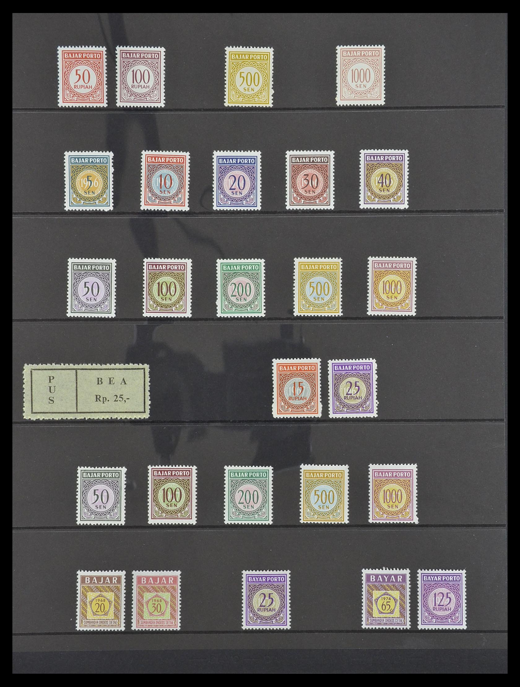 33483 090 - Postzegelverzameling 33483 Indonesië 1945-1999.