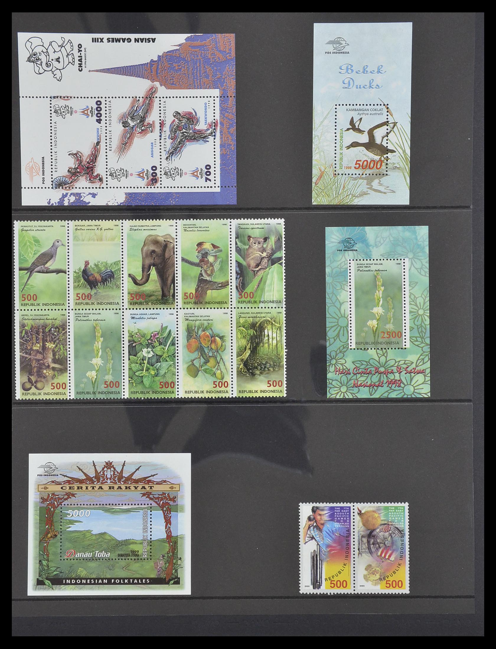 33483 136 - Postzegelverzameling 33483 Indonesië 1945-1999.