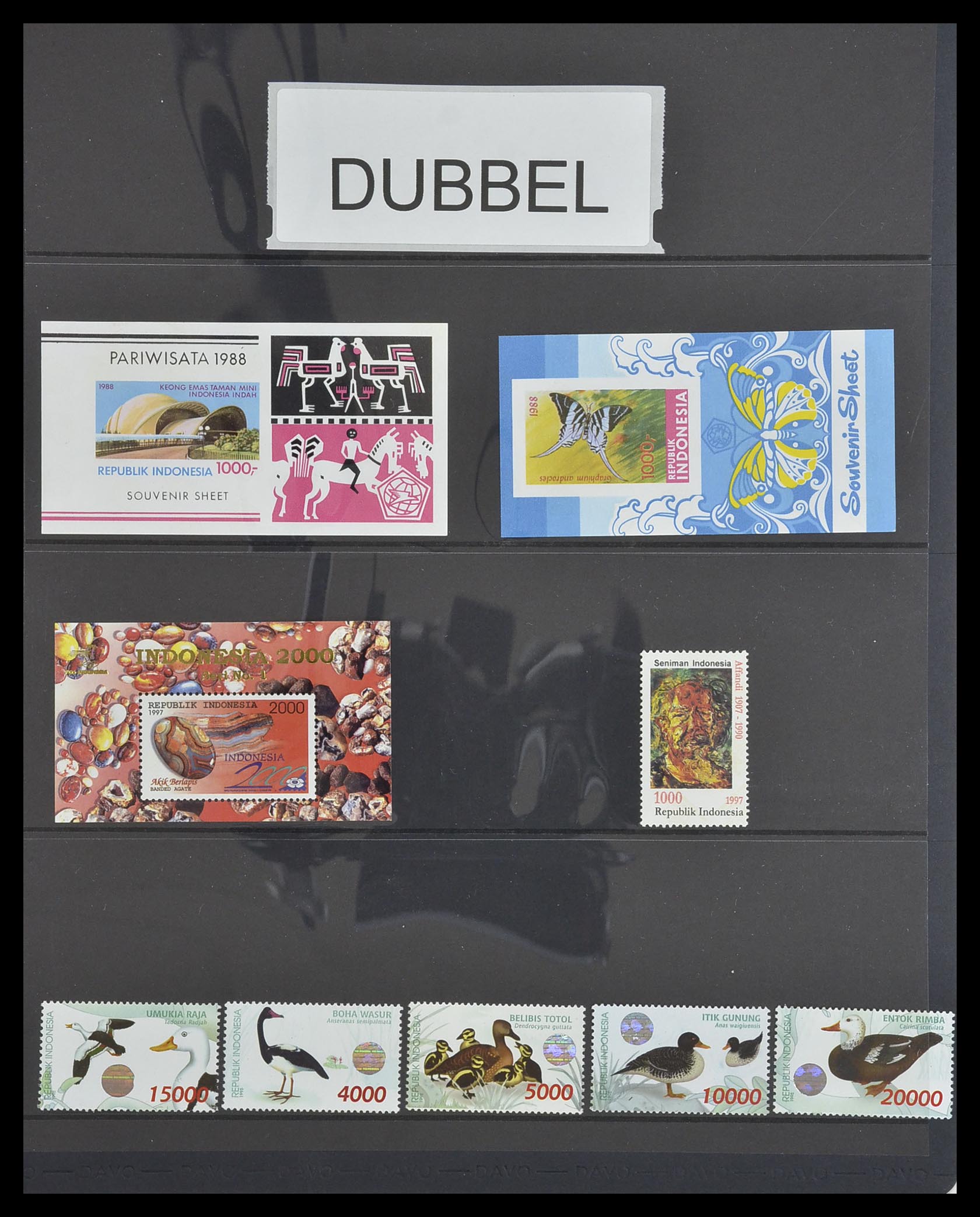 33483 145 - Postzegelverzameling 33483 Indonesië 1945-1999.