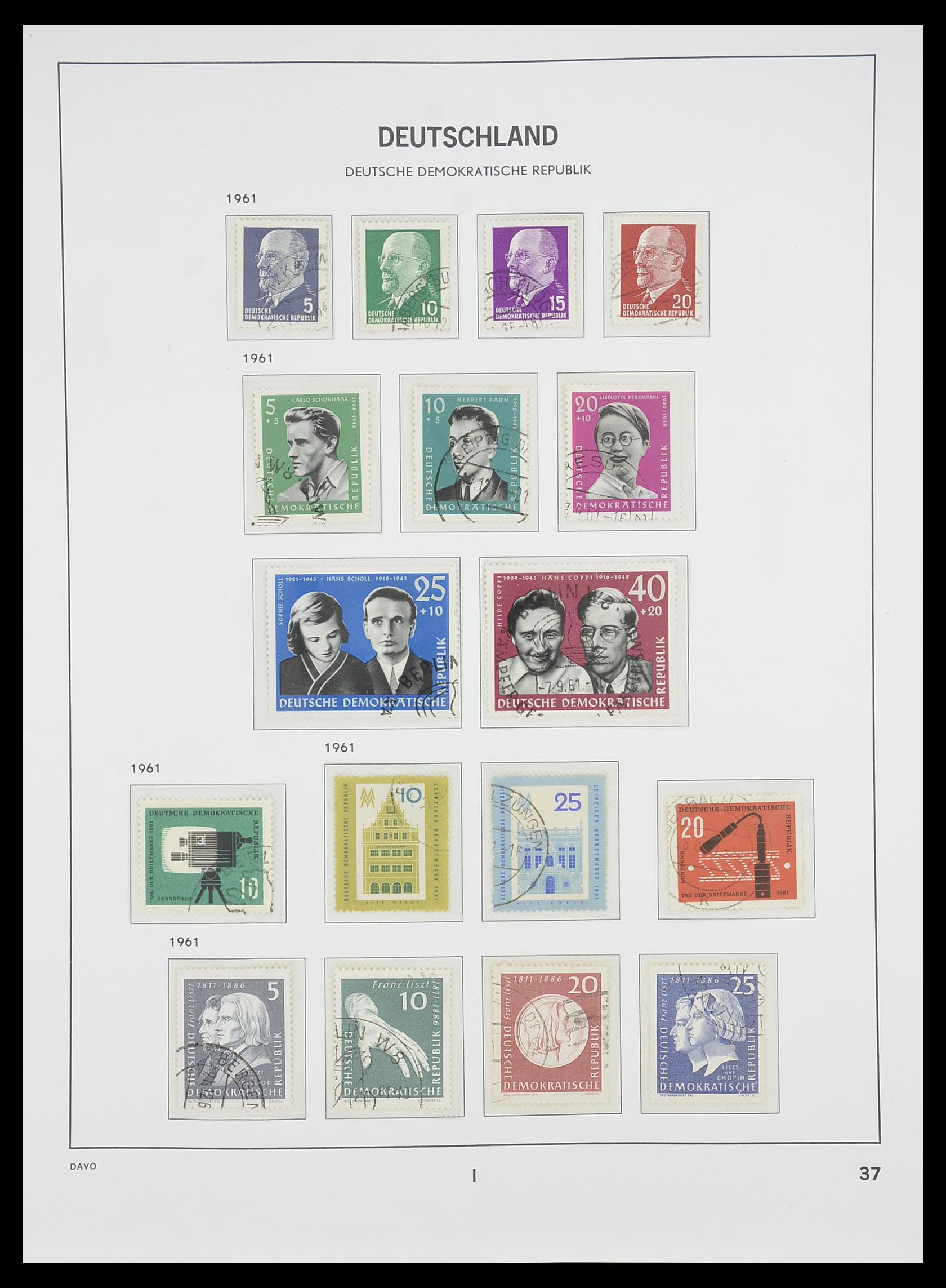 33526 082 - Stamp collection 33526 DDR 1949-1980.