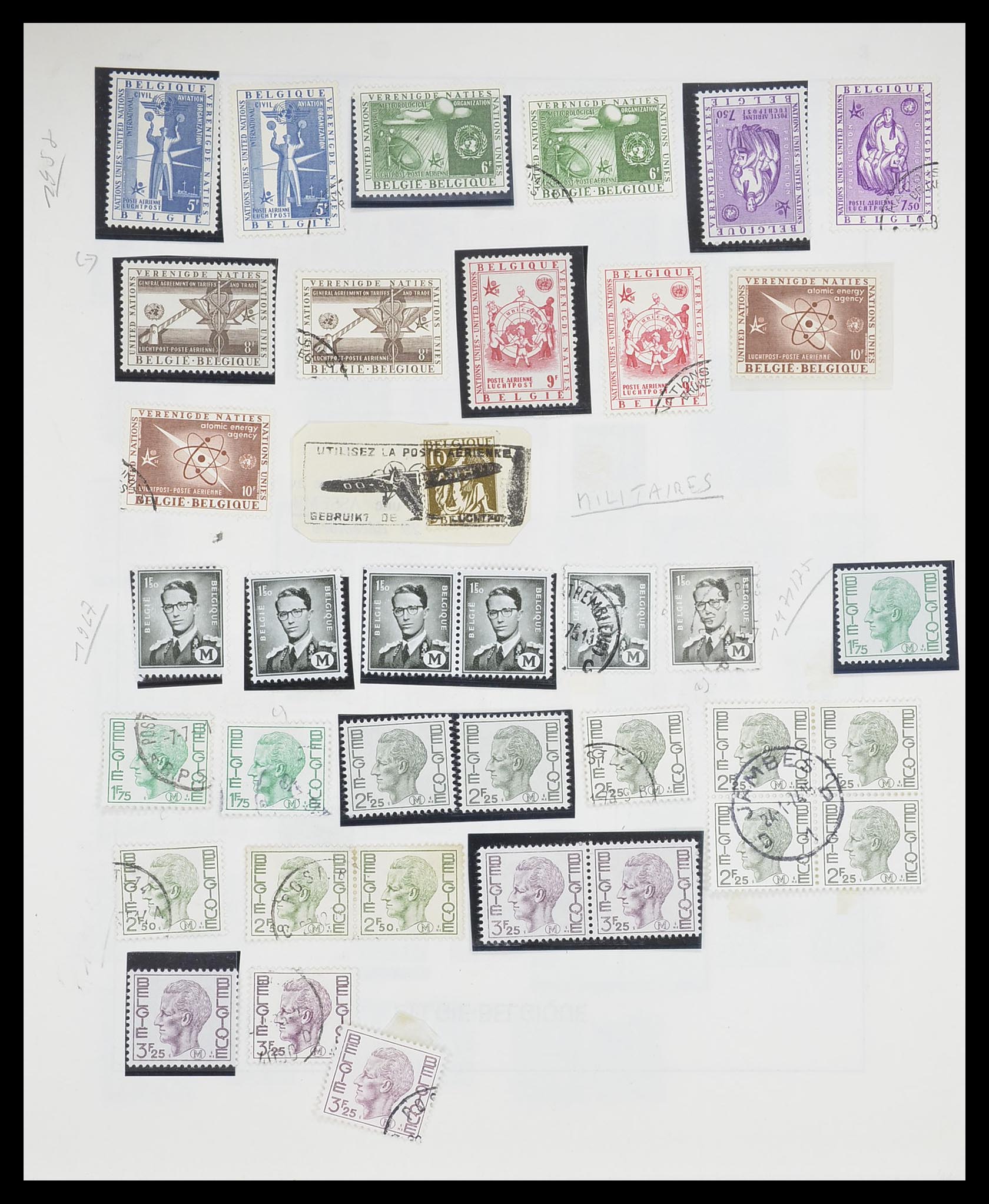 33527 074 - Postzegelverzameling 33527 Wereld 1880-1960.
